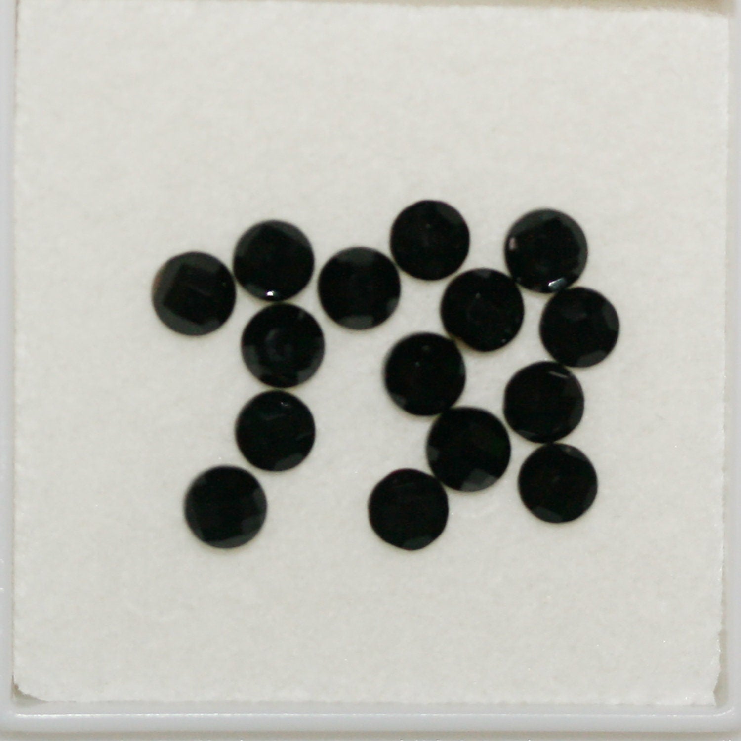 Lot de 15 cabochons ronds à facettes en onyx de 4 mm (15 pièces)