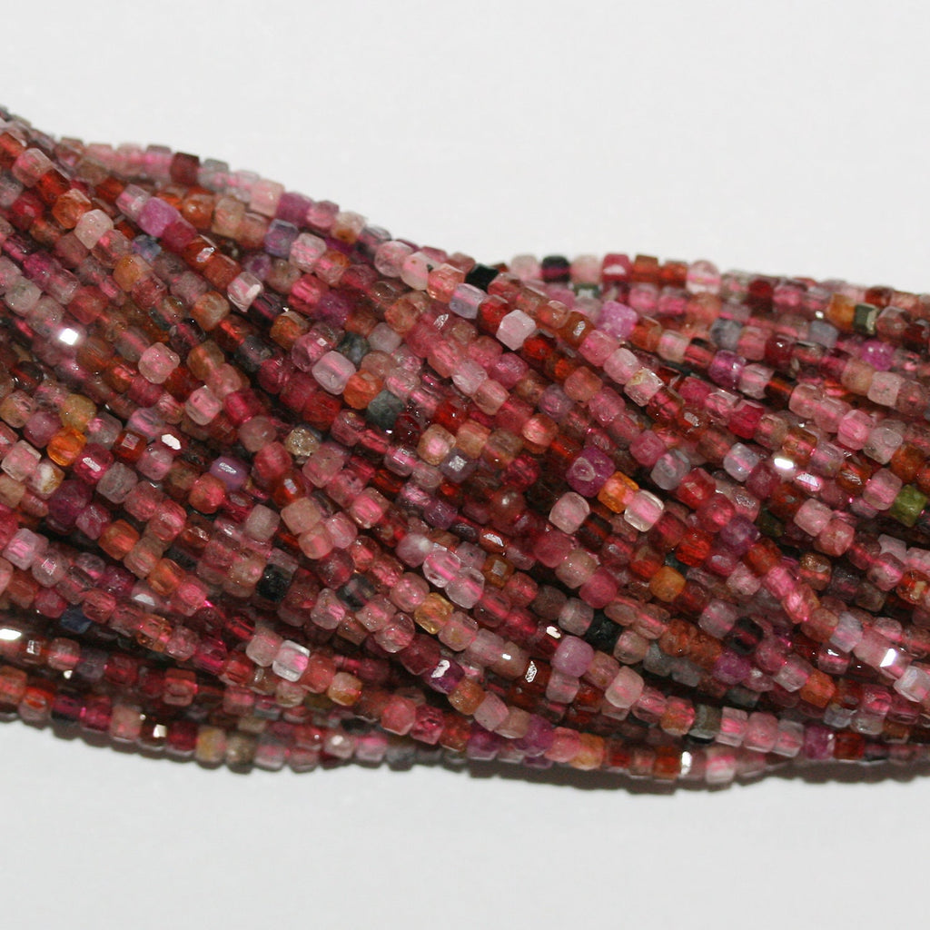 15" St Perles cubiques à facettes en spinelle multicolore 2 mm.-Rig 39 cm.