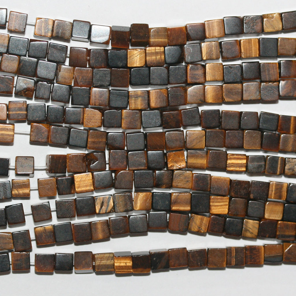 Perles cubiques lisses œil de tigre St 15" 4 mm - Fil de 39 cm