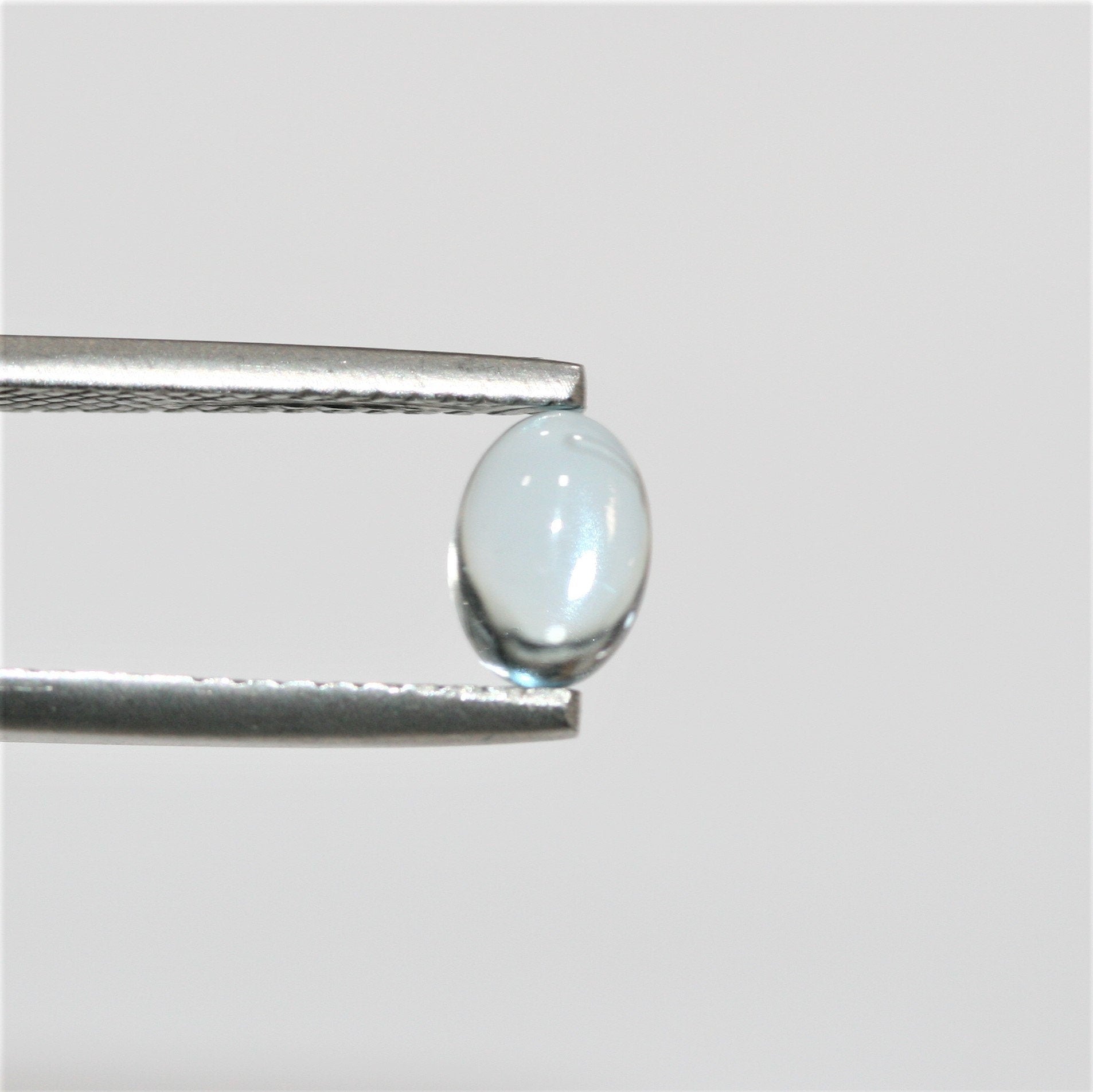 Sky Blue Topaz Smooth Oval Cabochons Lot 7x5mm.- 10 Pieces