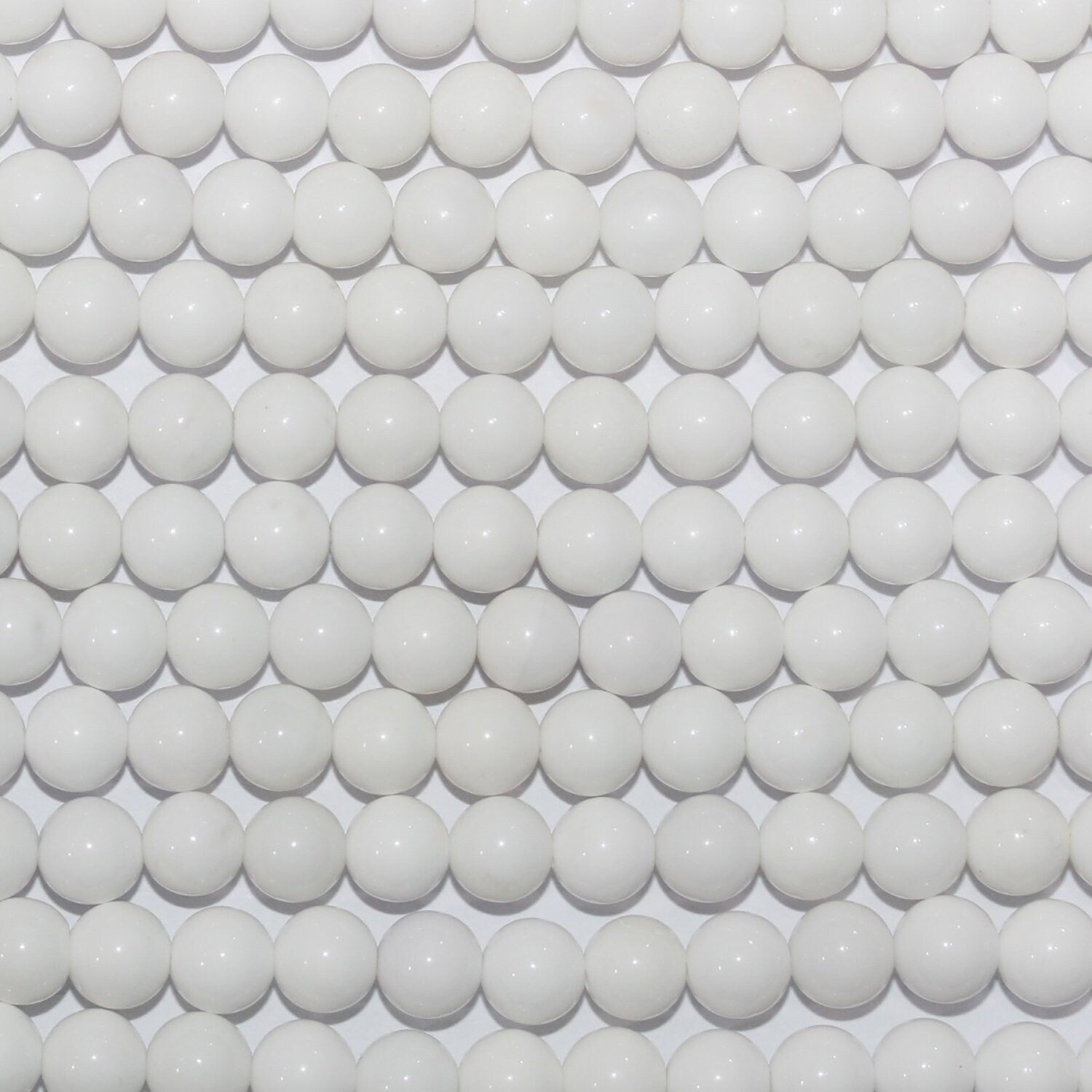 Perles rondes lisses en agate blanche St, 4 mm, 15 pouces (38 cm) - Fil de 39 cm