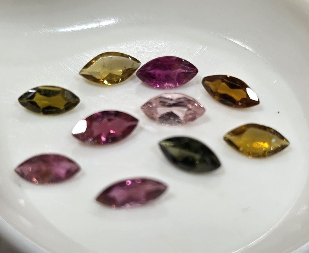 Lote de turmalina multicolor facetada marquesa de 6 x 3 mm (10 piezas) - Paquetes de piedras preciosas - Piedras sueltas precio al por mayor - Gemas naturales