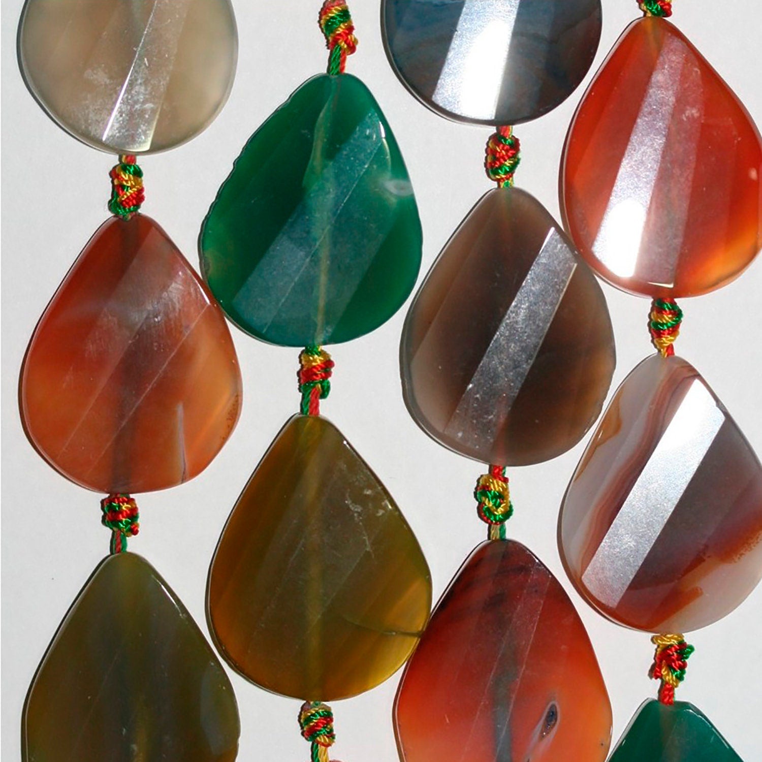 Cuentas planas retorcidas de ágata multicolor de 16" (40 x 30 mm) - Hilo de 40 cm