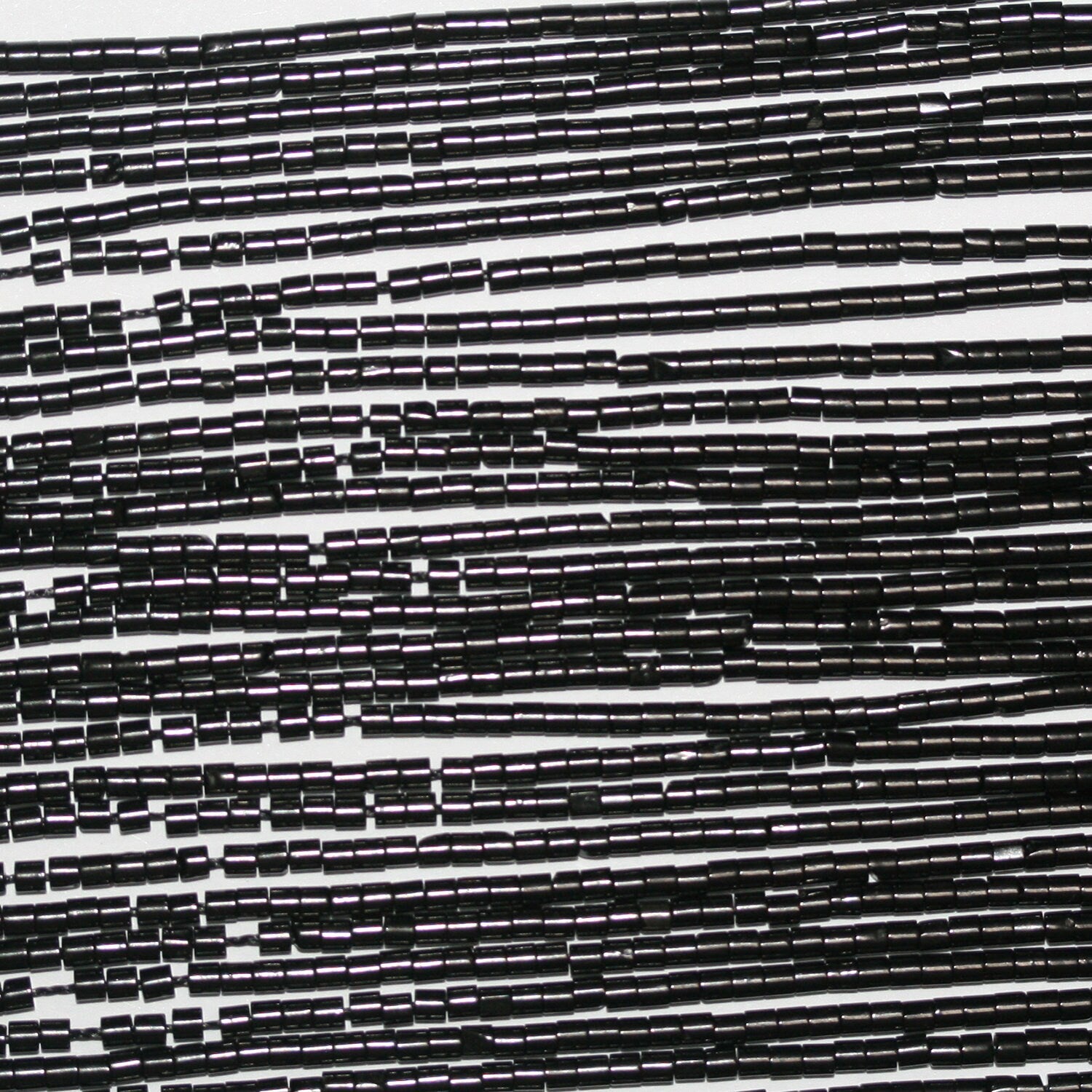 Perles disques lisses St Jet 15" 2x1,5mm.-Bracelet 39cm.