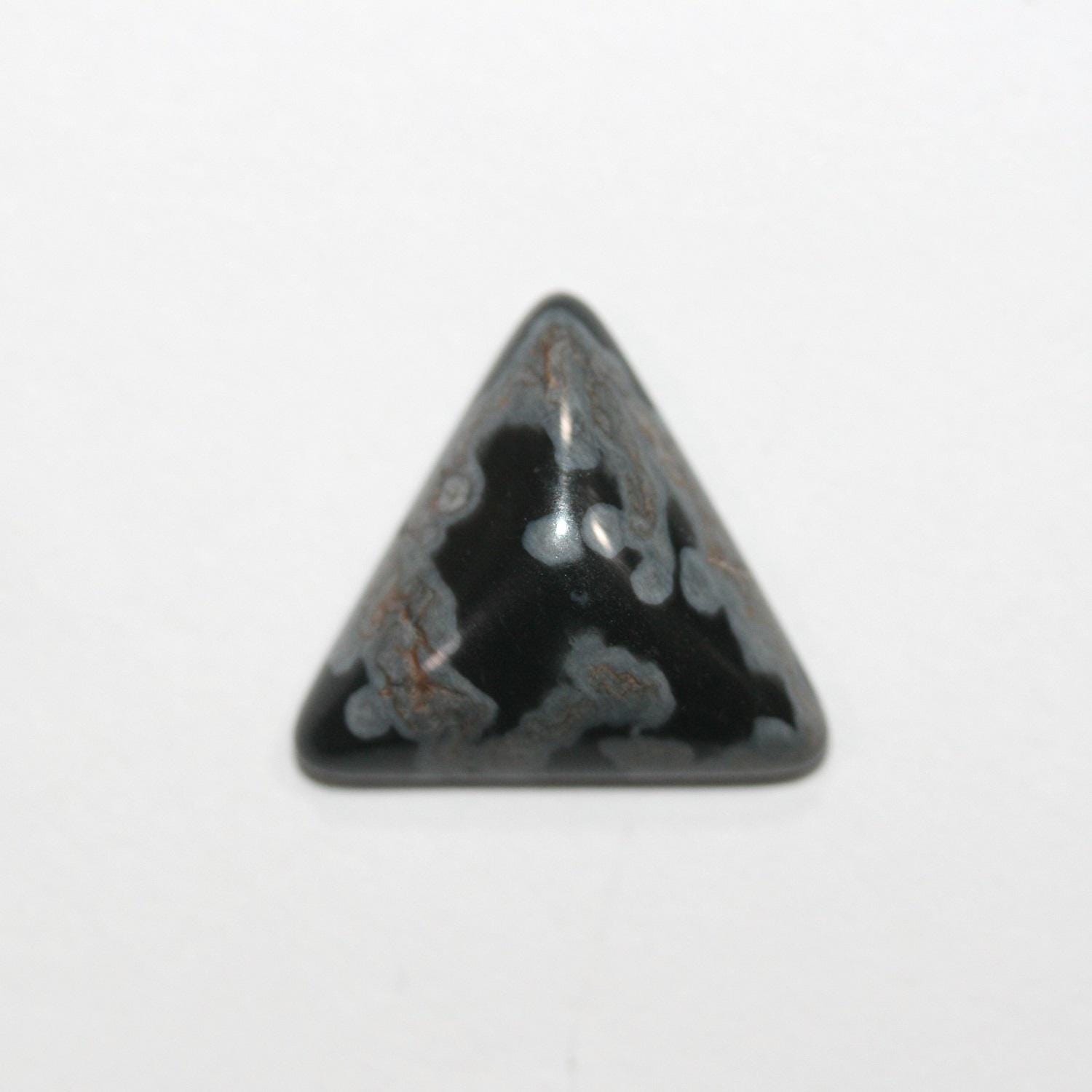 Lot de 6 cabochons triangulaires lisses en obsidienne Nevada (6 pièces) de 12,5 mm