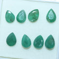 Lot de 8 gouttes d'émeraude à facettes 7x5mm.