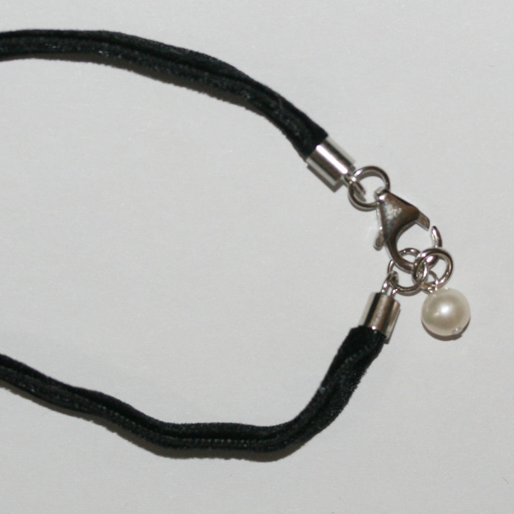 Black Velvet W/ Pearl And Silver Necklace Long 45cm