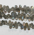 Perles en forme de goutte à facettes en Labradorite de 8 pouces, 6 x 4 mm - Fil de 21 cm.