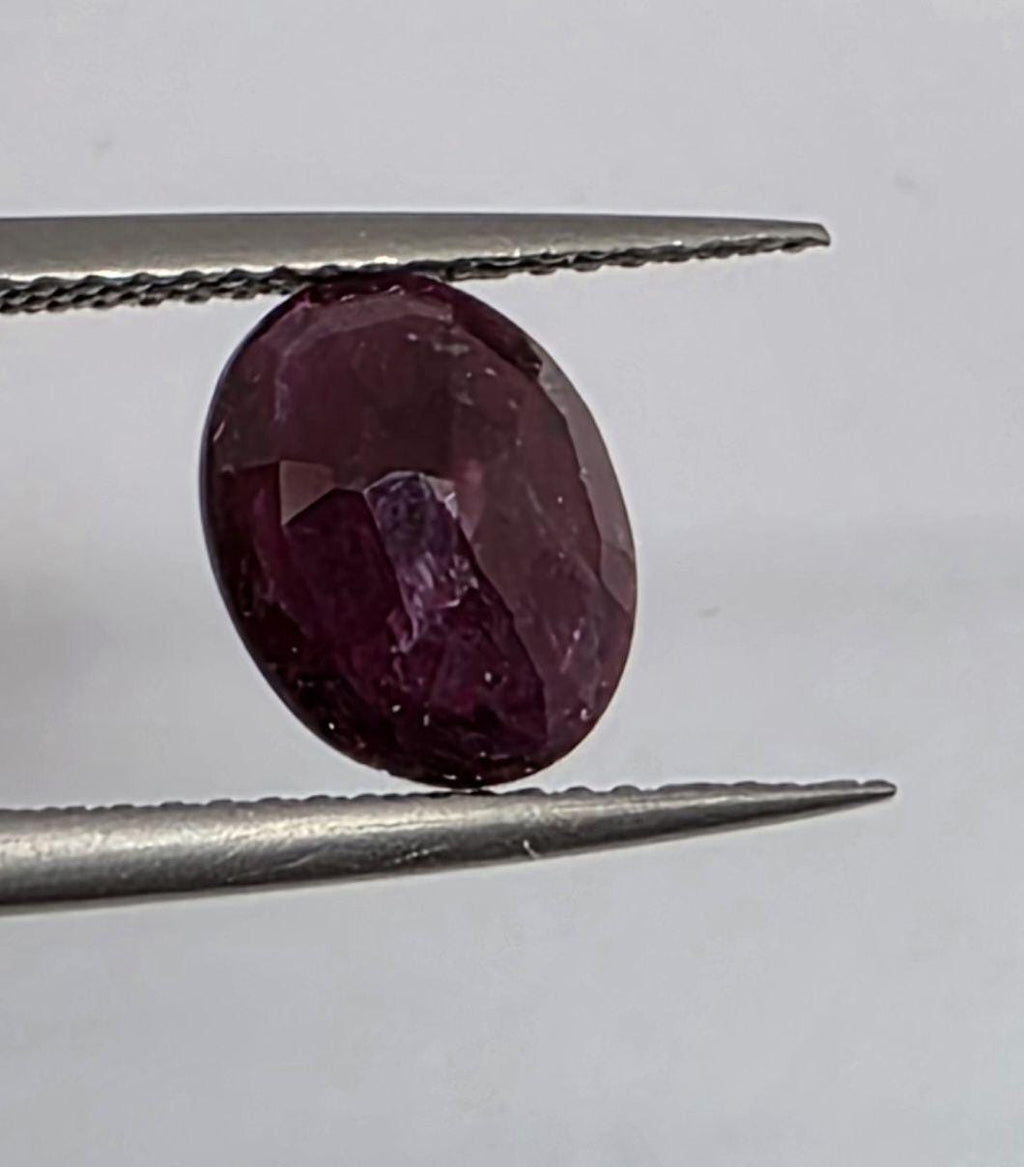 Natural Red Ruby Oval Cut 9.6x7.8mm 2.5ct Pinkish Red Color