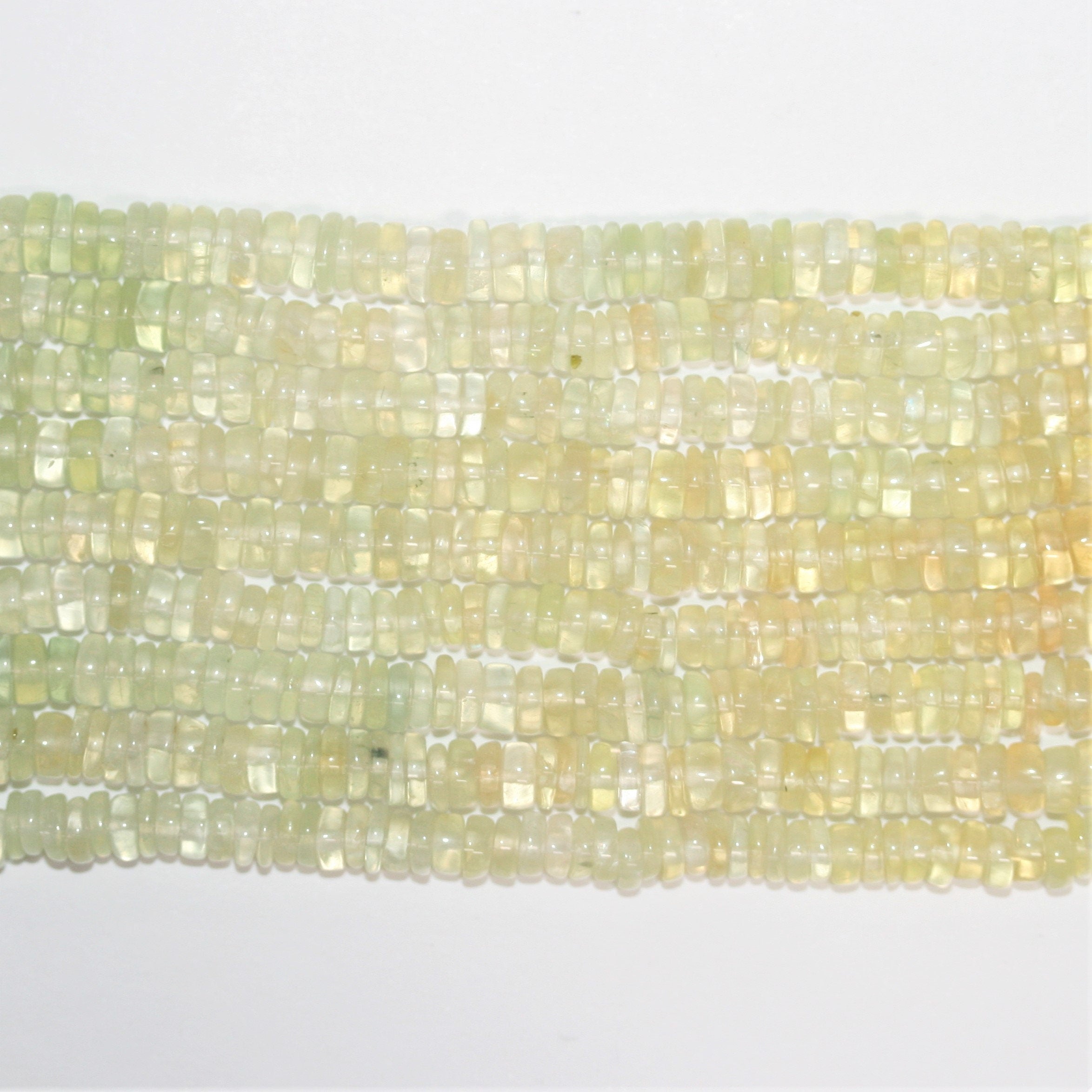 Cuentas de disco lisas de prehnita St. de 16" de 5 x 2 mm - Hilo de 42 cm.