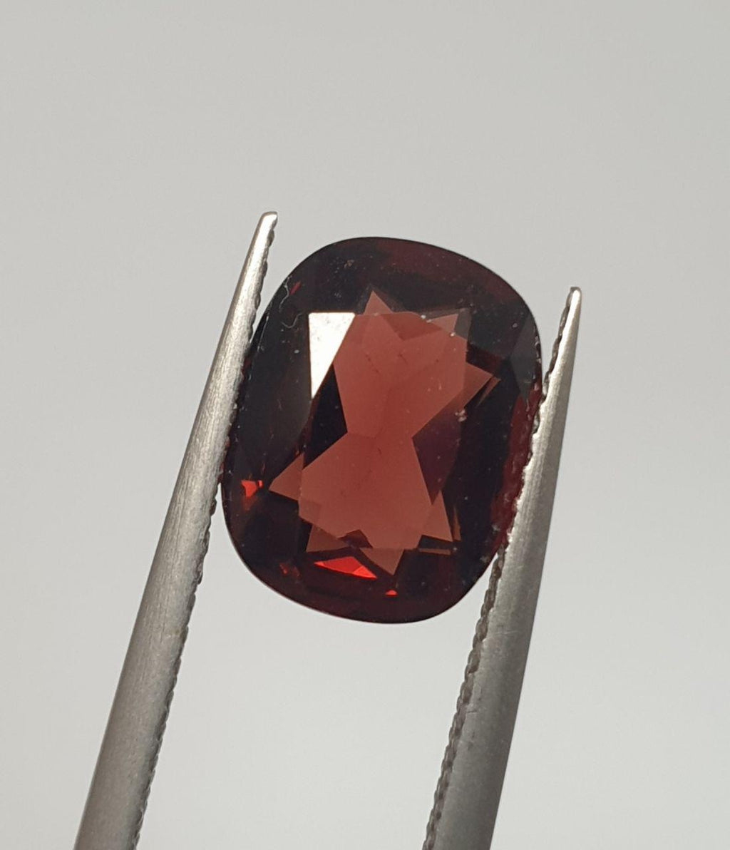1 Pc Almandine Garnet Faceted Cushion 8x10mm.  - Natural Gemstone- Wholesale Prices