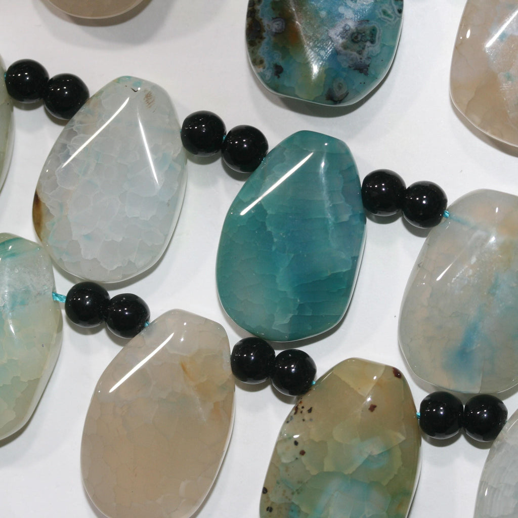 Cuentas facetadas de ágata azul St. de 16", 30 x 20 mm, hilo de 40 cm.