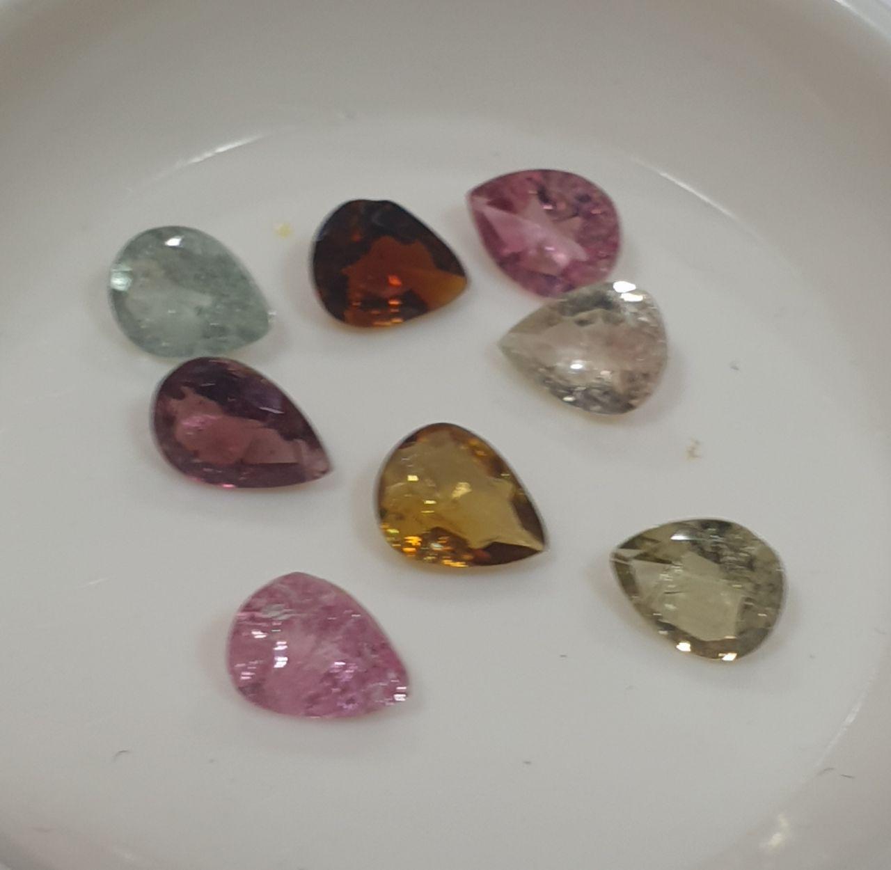 Lote de turmalina multicolor facetada de 5 x 4 mm (8 piezas) - Paquetes de piedras preciosas - Piedras sueltas al por mayor - Gemas naturales