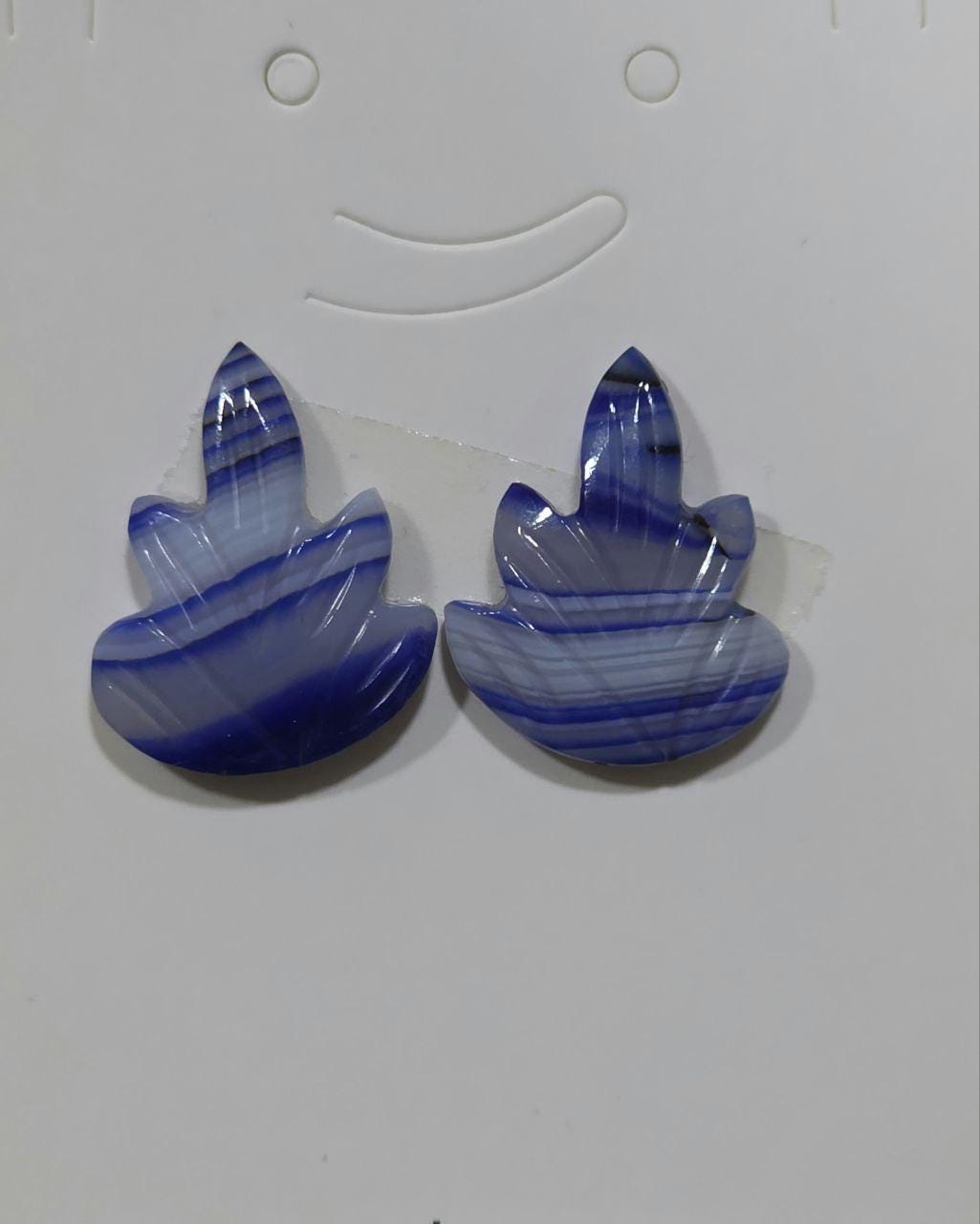 1 Matching Pair Purple Agate Leaf (2 Pieces ) 23x18mm