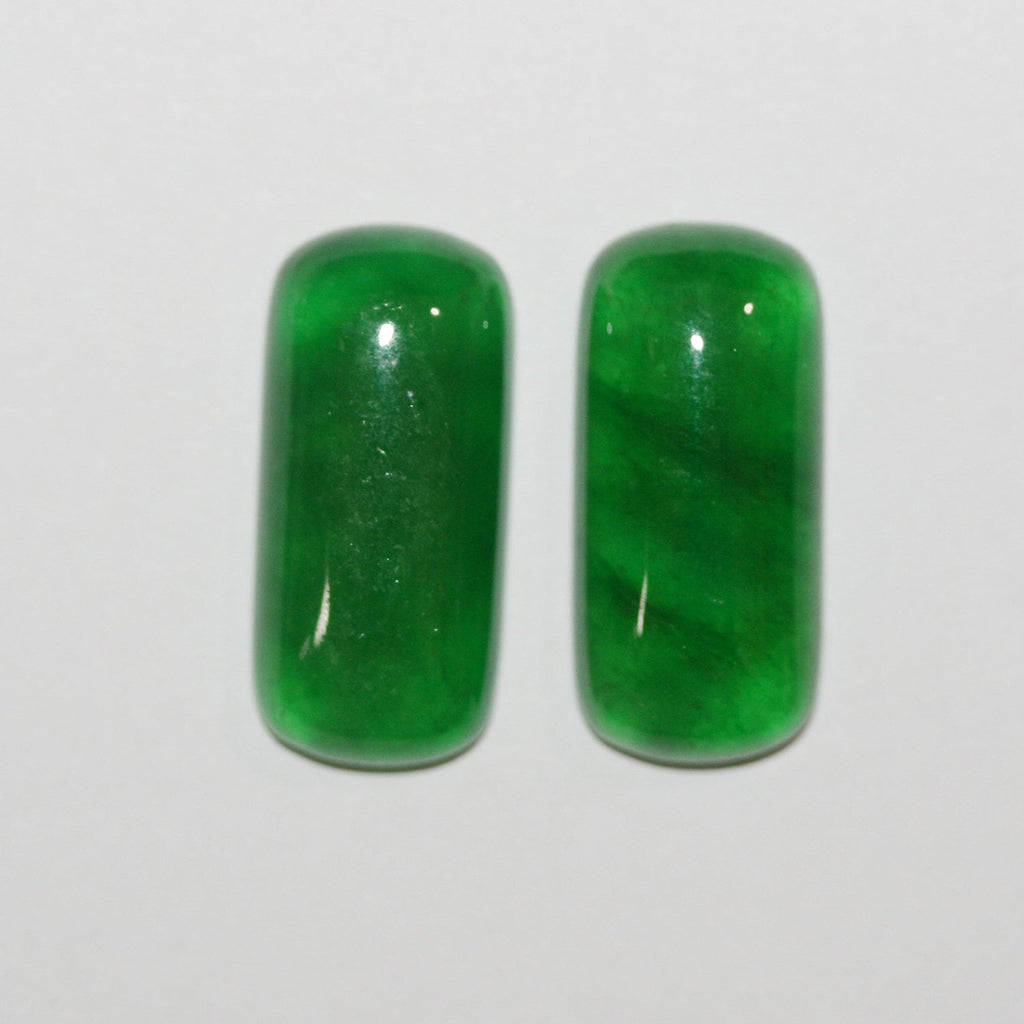 Lote de 2 cabujones rectangulares de jade verde de 24 x 11 mm. (2 uds.)