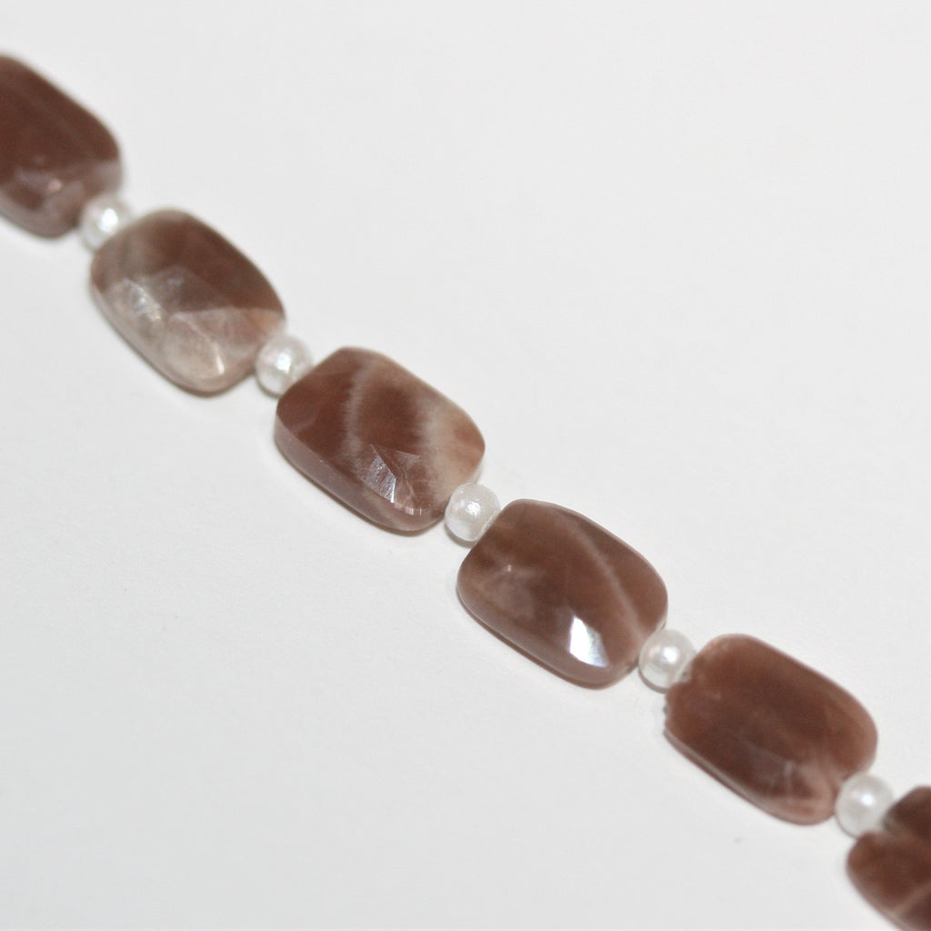 Cuentas rectangulares facetadas de piedra lunar marrón de 7" 9x6 mm - Hilo de 17 cm.