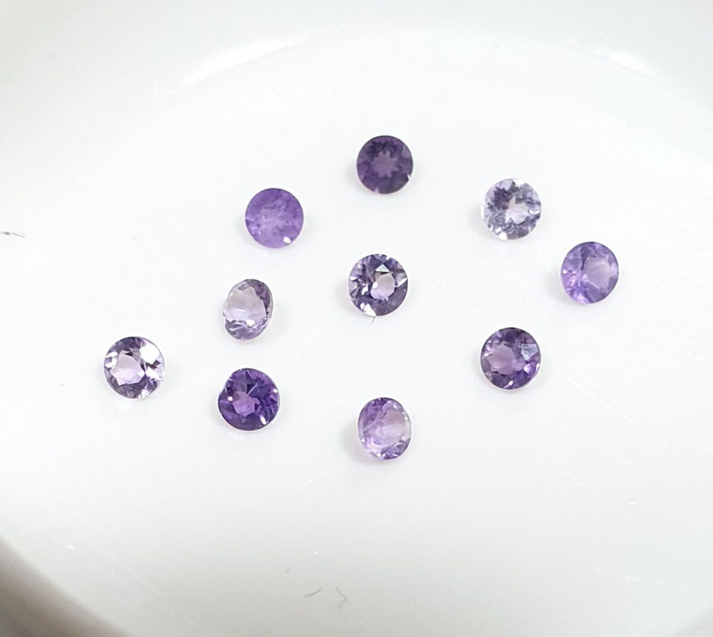 Amatista calibrada facetada redonda de 2 mm (10 unidades) - Piedras calibradas - Piedras naturales - Corte brillante