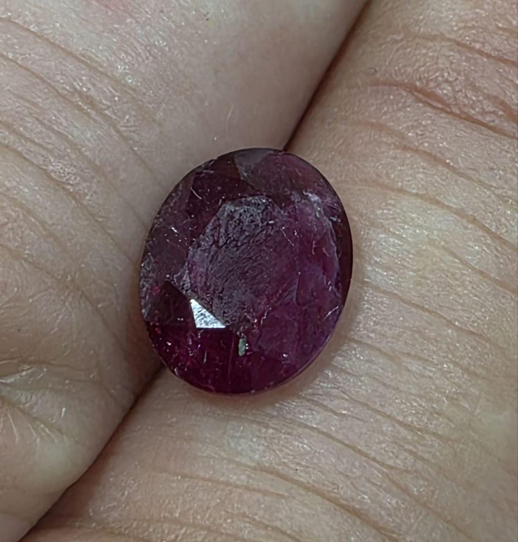 Natural Red Ruby Oval Cut 9.6x7.8mm 2.5ct Pinkish Red Color