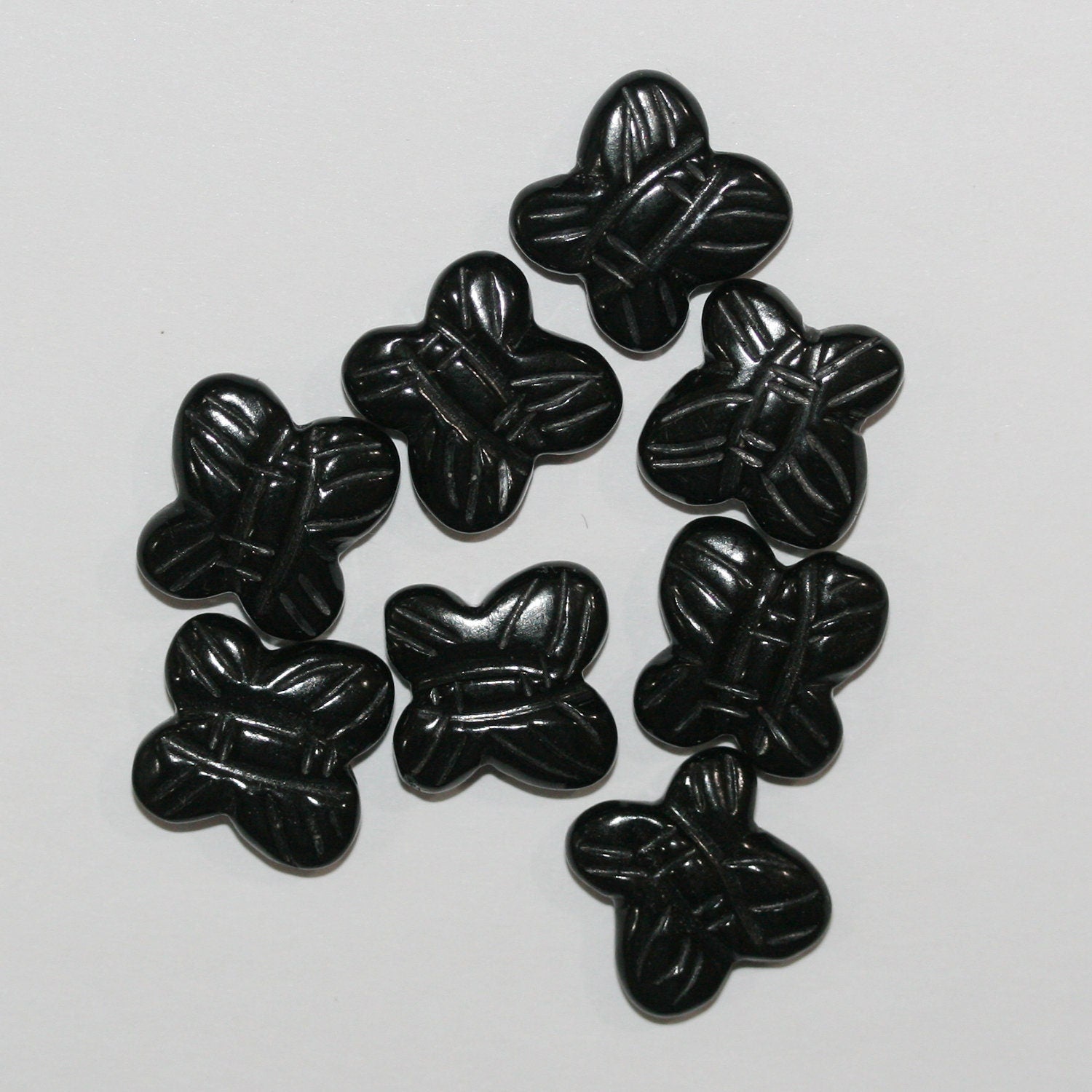 Lote de 8 piezas de mariposas perforadas a chorro de 12 mm (4 pares)