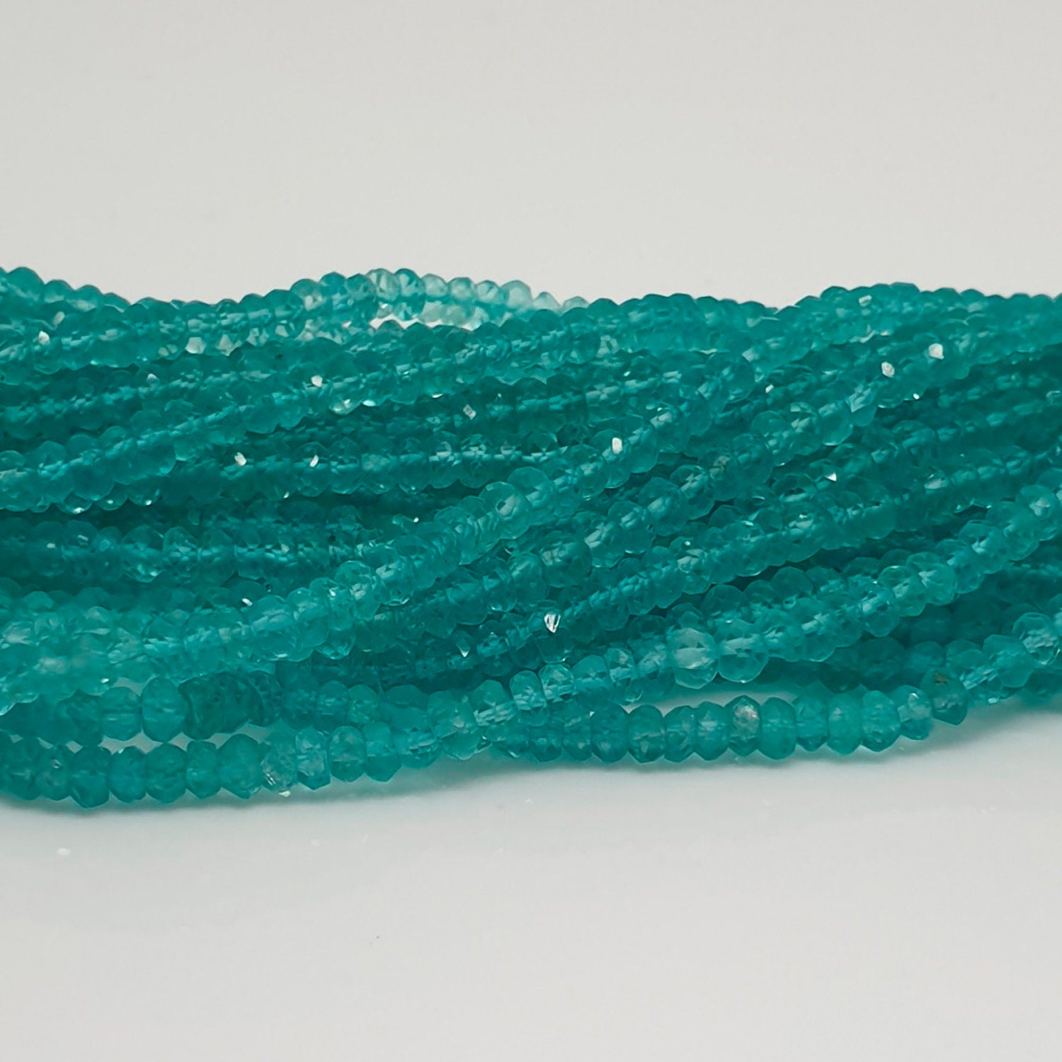 14" St Blue Apatite Faceted Rondelle beads 4x2mm.-Strand 36cm