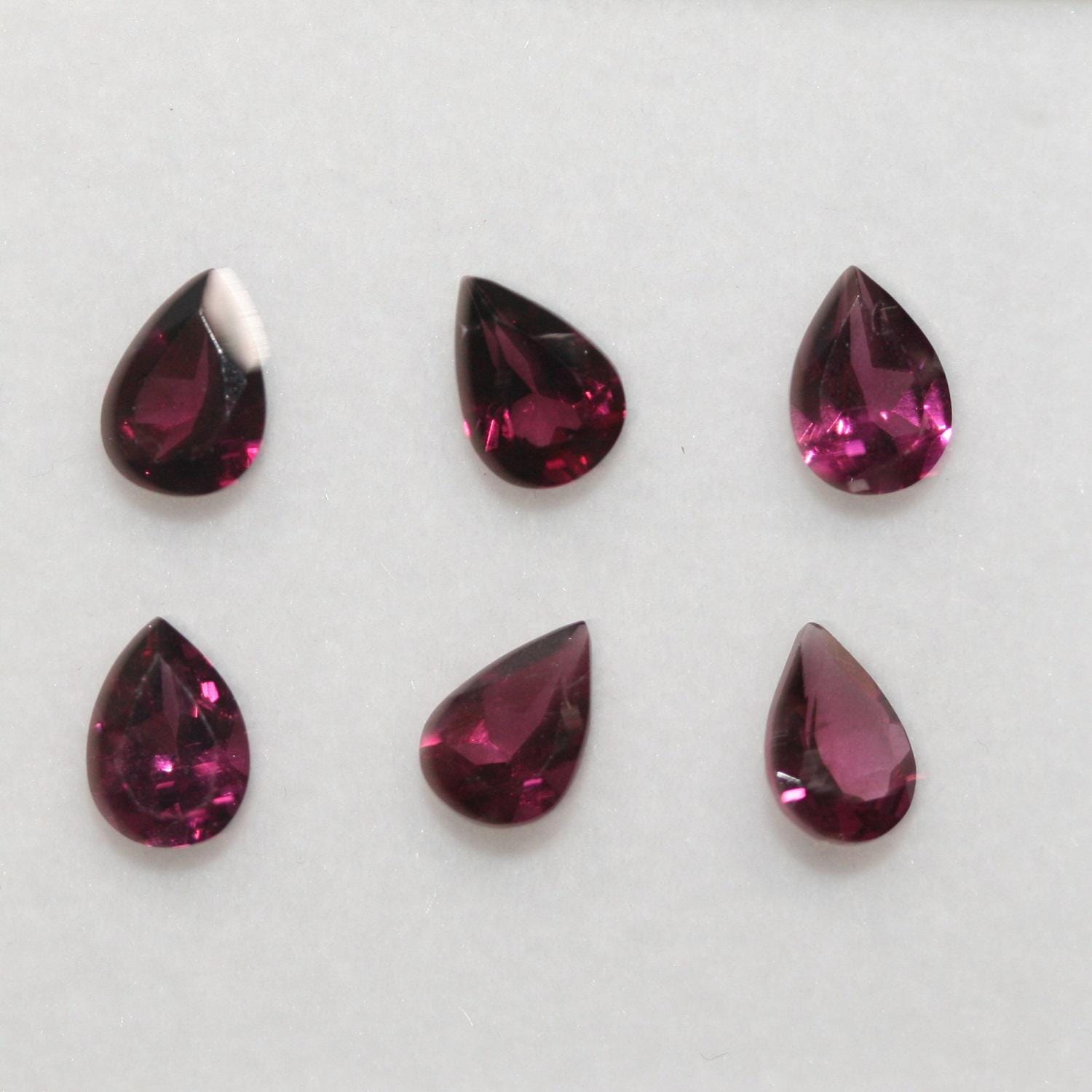 Lot de grenats rhodolites facettés en forme de goutte 7x5mm (6 pièces)