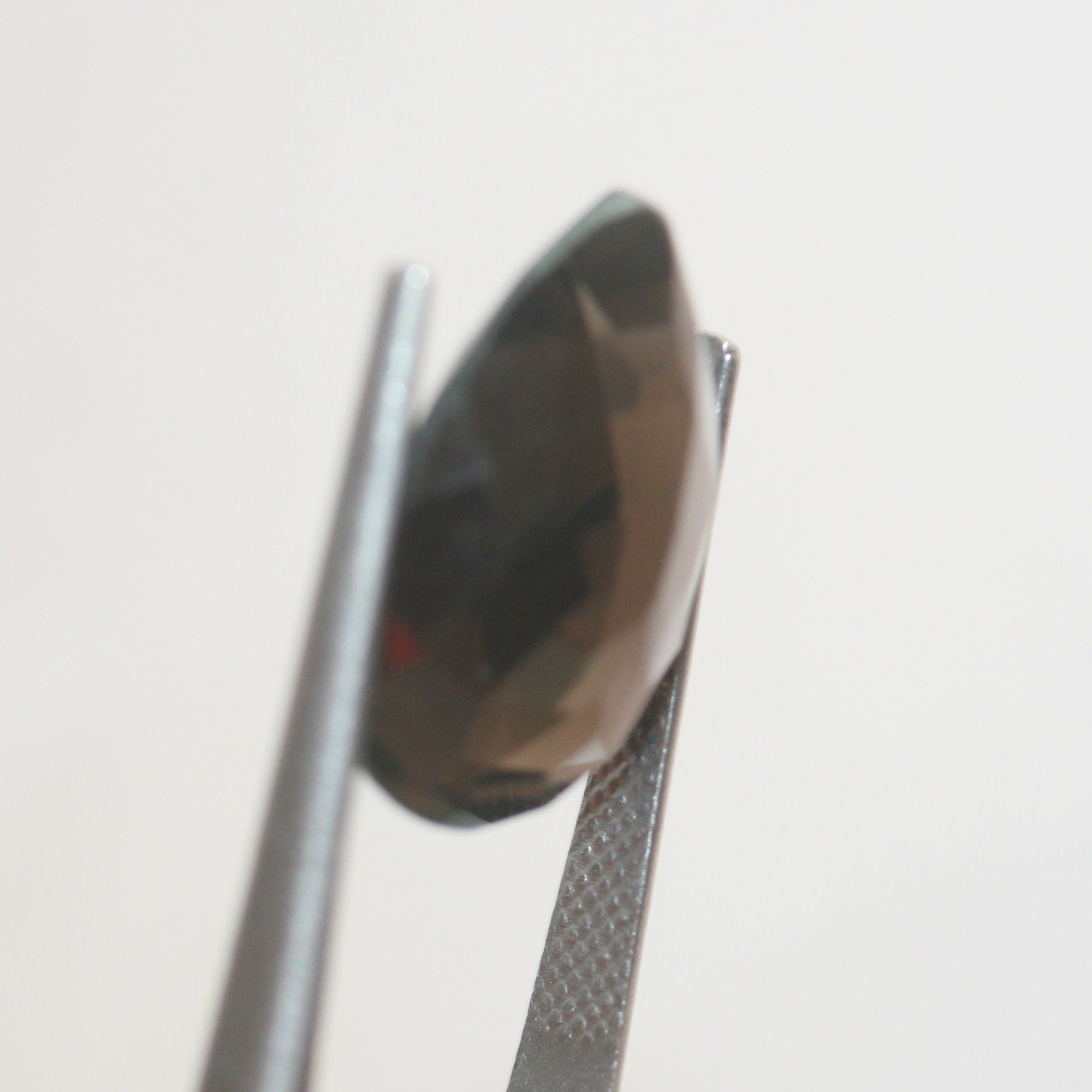 Quartz fumé naturel facetté en forme de goutte, 18,3 x 13,2 mm (10 ct), pierre taillée pour la joaillerie