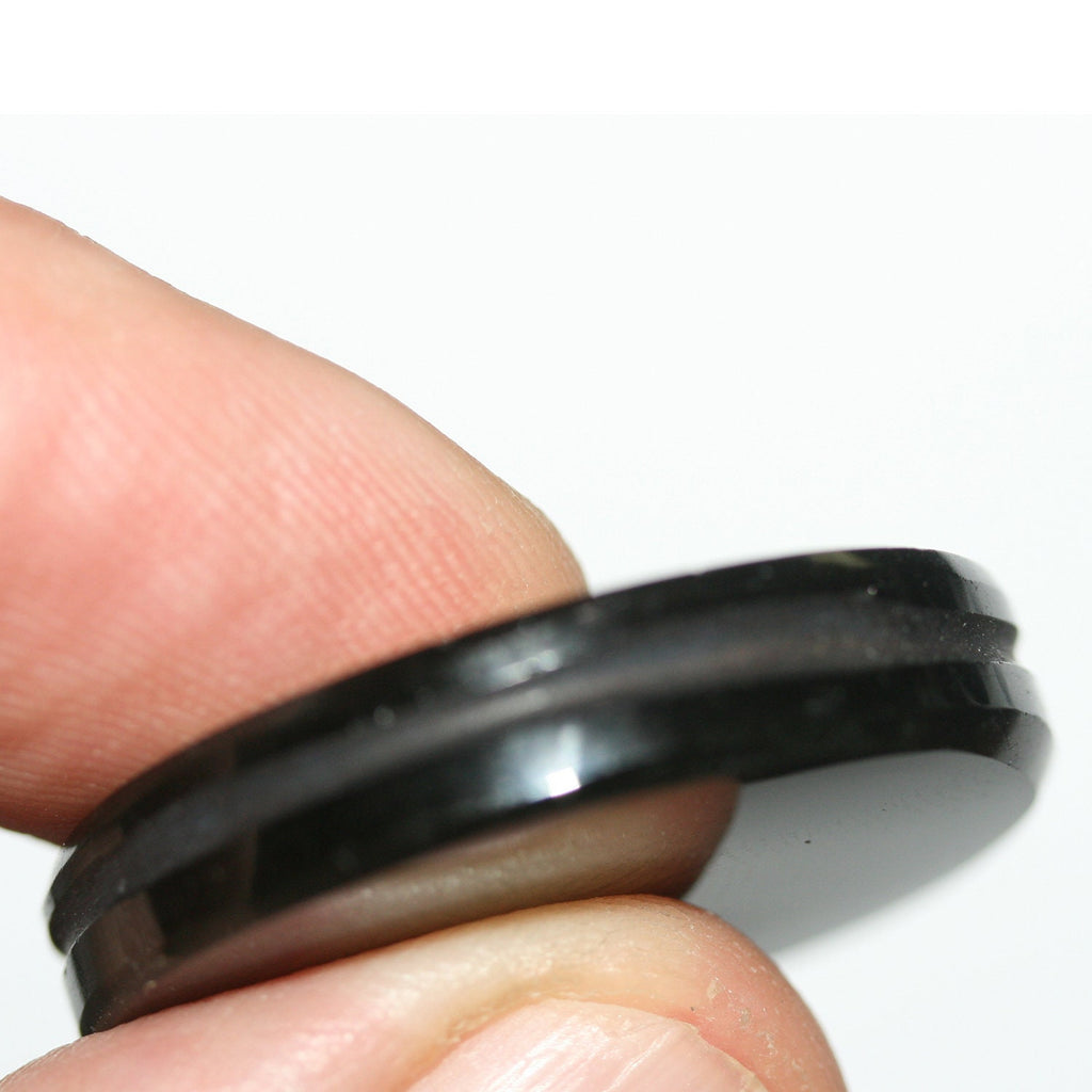 Pendentif lisse rainuré en obsidienne 33 mm.