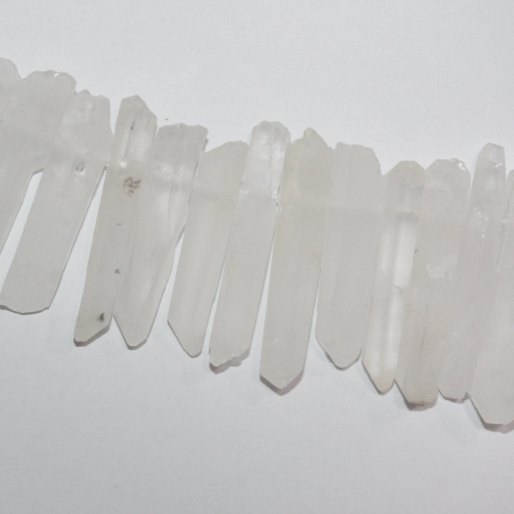 Perlas de cuarzo cristal de roca de 16" con acabado mate graduado, sin pulir, 23 x 10-60 x 10 mm, aprox. - Hilo de 40 cm.