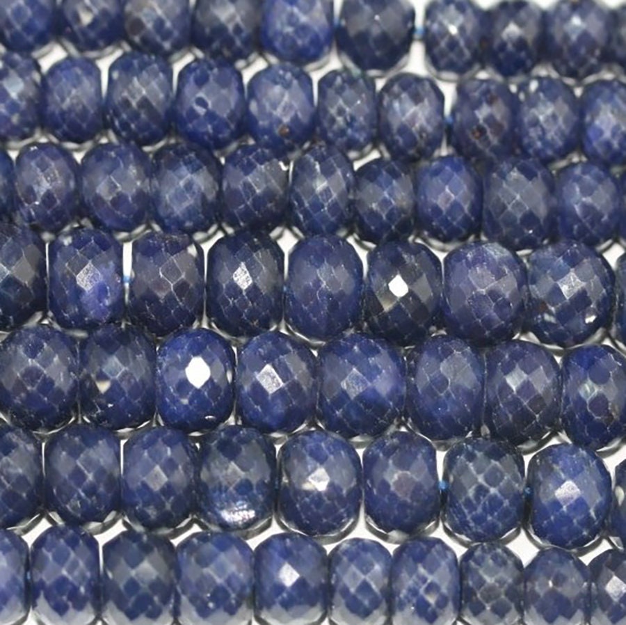 14 perles rondelles facettées en saphir de 8 x 6 mm. Longueur approximative du fil : 37 cm.
