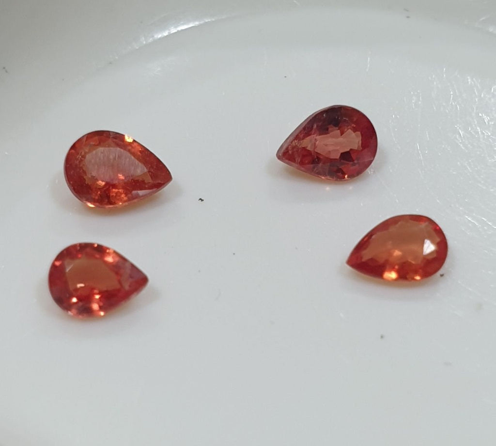 Lote de 4 zafiros naranjas facetados de 4 x 3 mm (4 unidades) - Gemas sueltas - Precio al por mayor - Gemas naturales