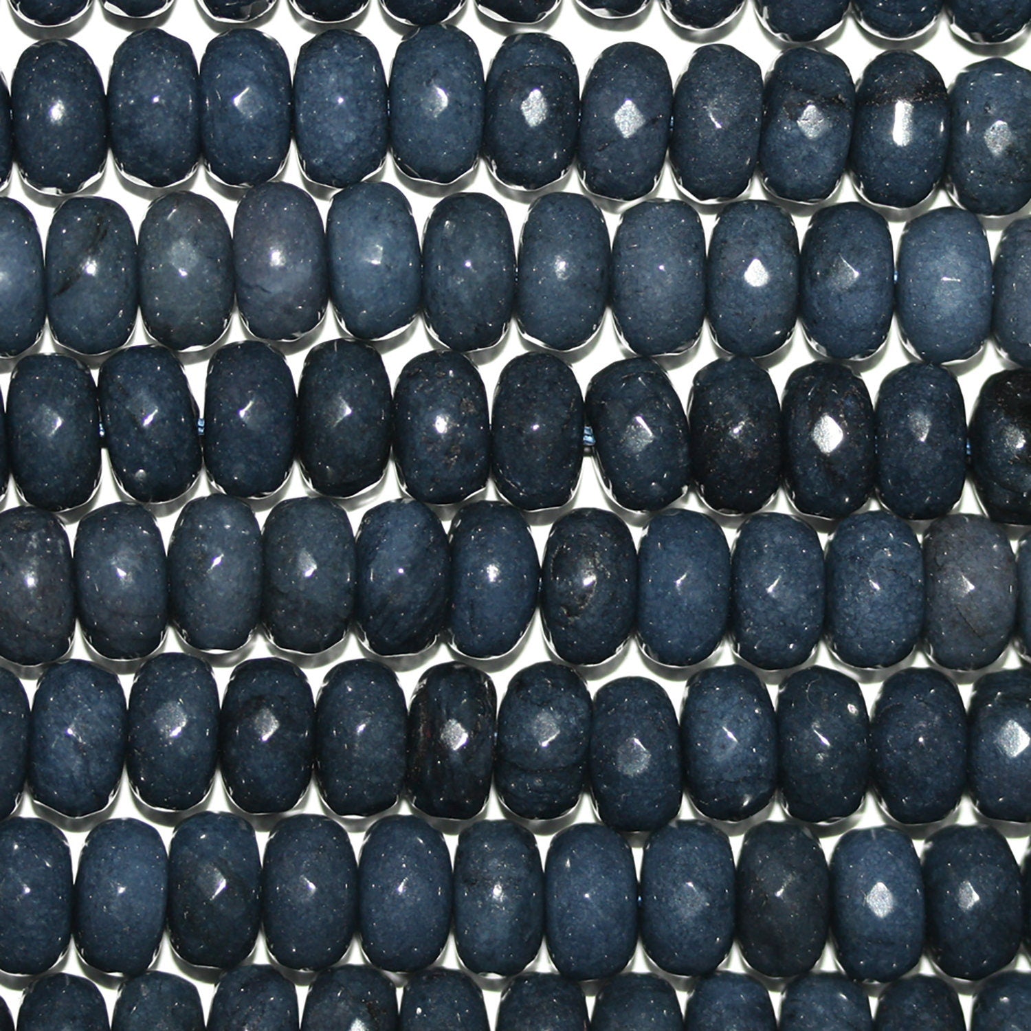 Cuentas redondas facetadas de jade azul de 16" (10 x 6 mm) - Hilo de 40 cm