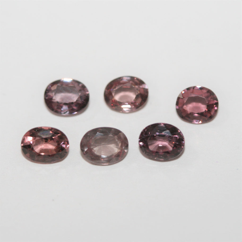 Lot de grenats à changement de couleur taillés 4,5 x 3,8 mm (6 pièces) - Pierres précieuses en vrac - Prix de gros