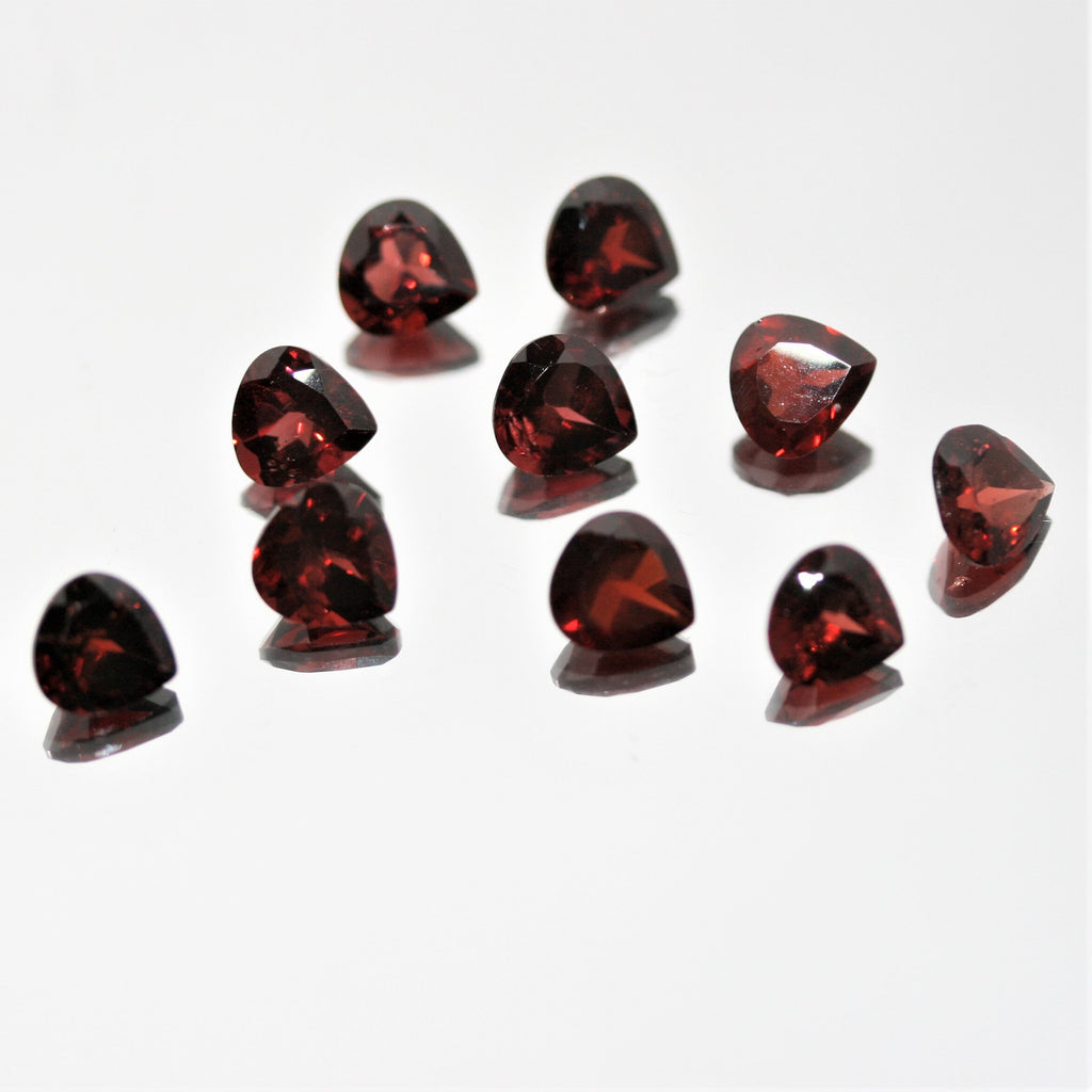 10 Pcs Lot Garnet Faceted Drop 6mm. (10 Pieces)
