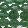 Aventurine St ovale à facettes de 15 pouces, 25 x 17 mm environ - Longueur du fil : 38 cm.