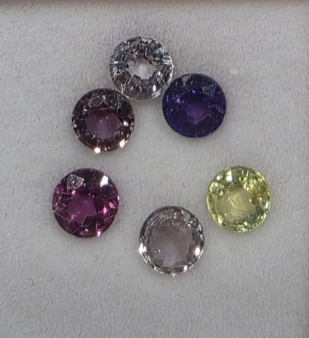 Lote de 6 zafiros multicolores redondos facetados de 4 mm - Paquetes de piedras preciosas - Piedras sueltas al por mayor - Gemas naturales