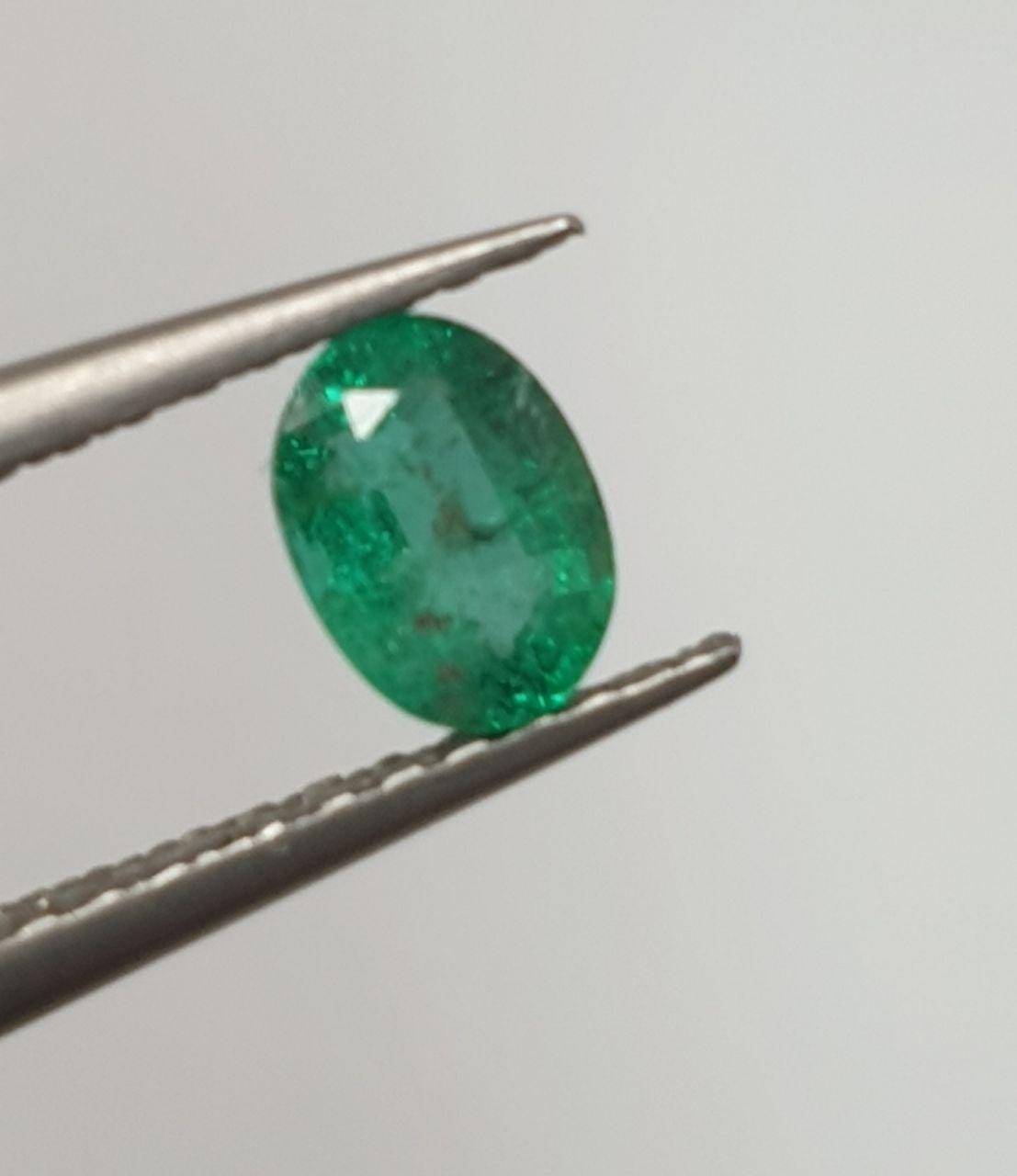 1 Pc Oval Natural Emerald from Zambia Shape 5.1x4mm. (0.36ct.) - Natural Gemstone