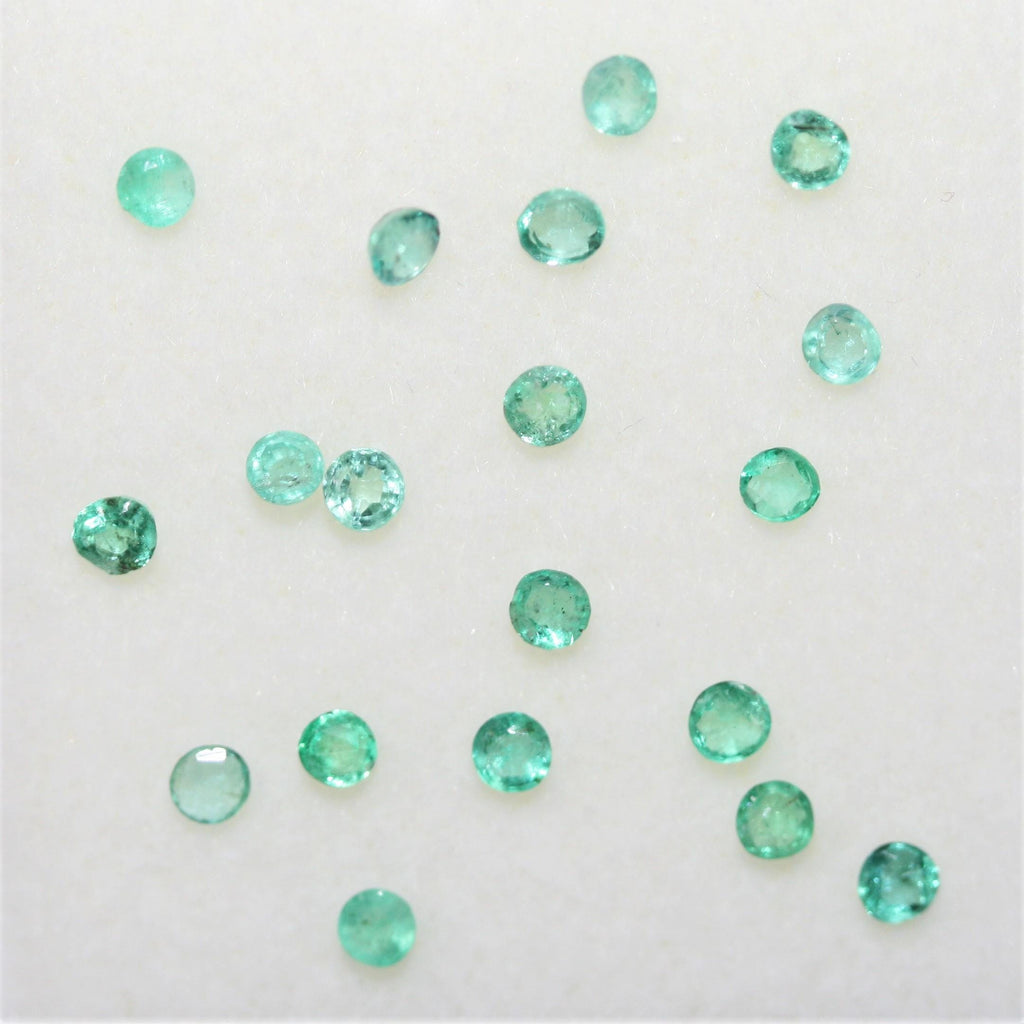 Lote de Esmeralda Redonda Facetada de 2,25 mm - Lote de 1 Quilate - Artículo 347LO