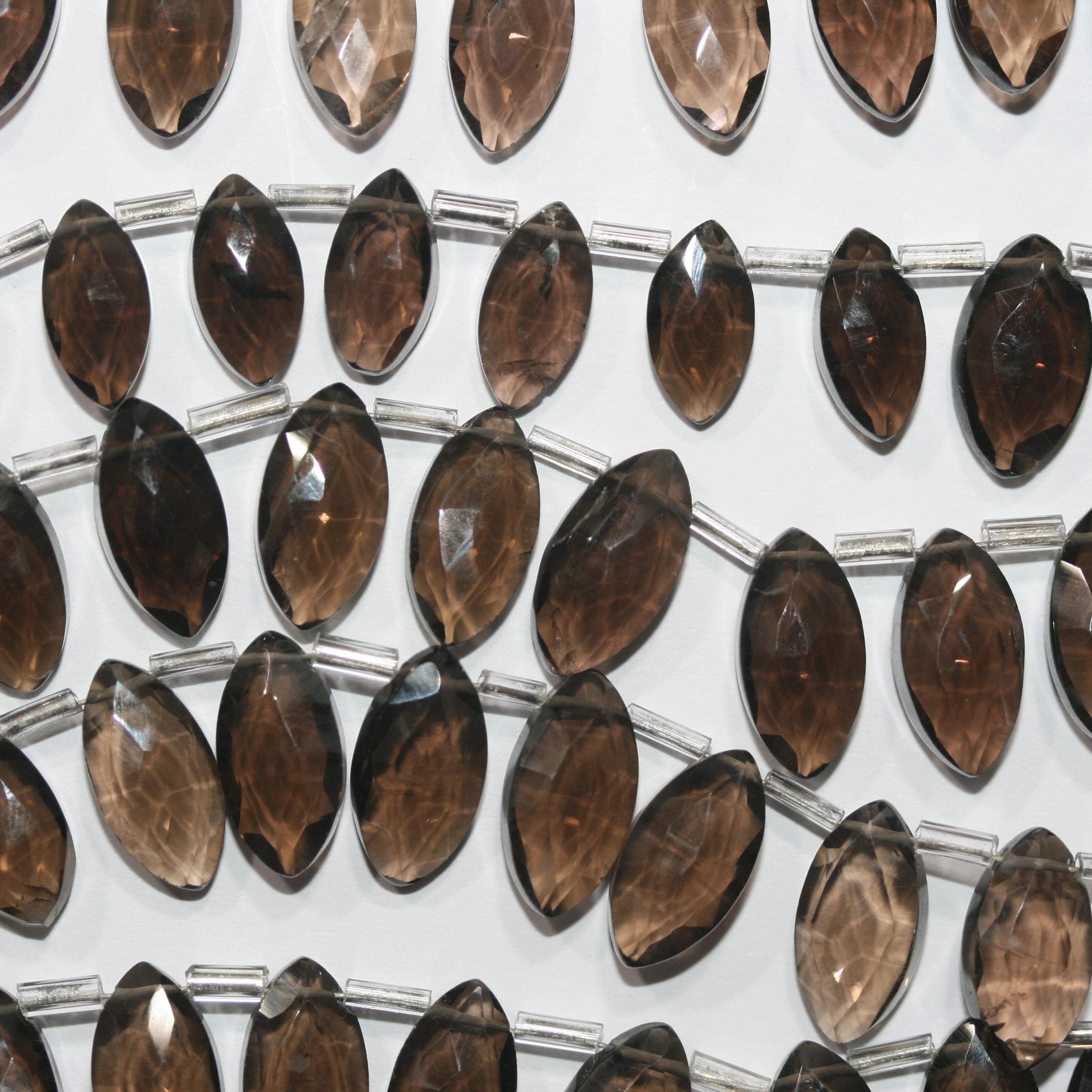 Perles de quartz fumé facettées en forme de marquise, 8 pouces (14 x 7 mm), longueur 20 cm. Réf. 15020