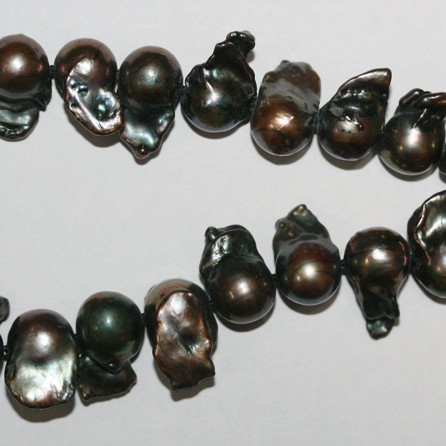 Perla Barroca Marrón de Agua Dulce de 16" (12-13 mm aprox.) - Hilo de 40 cm - Precios al por mayor de perlas naturales