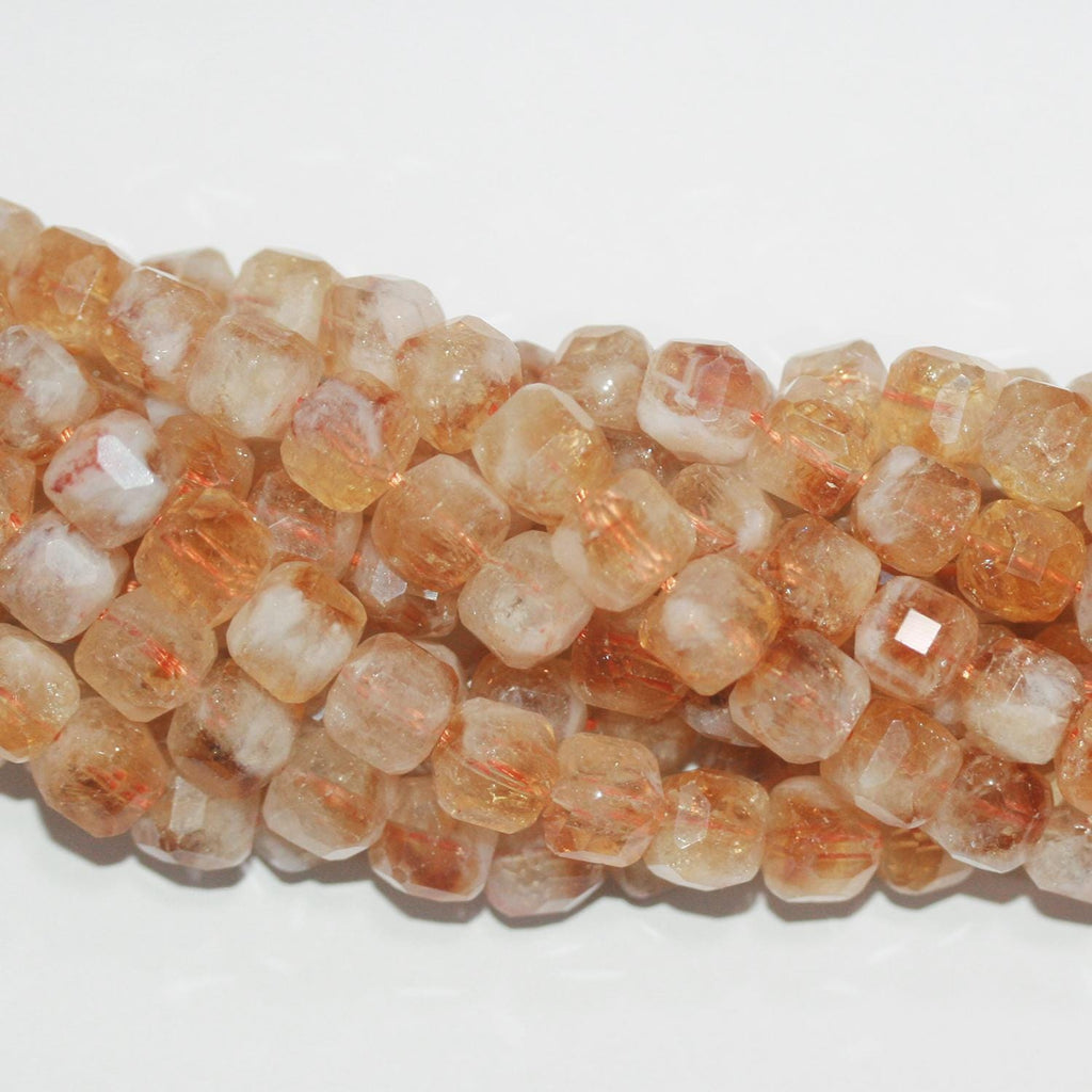Perles cubiques à facettes en citrine St de 15 pouces, 8-9 mm environ - Fil de 39 cm.