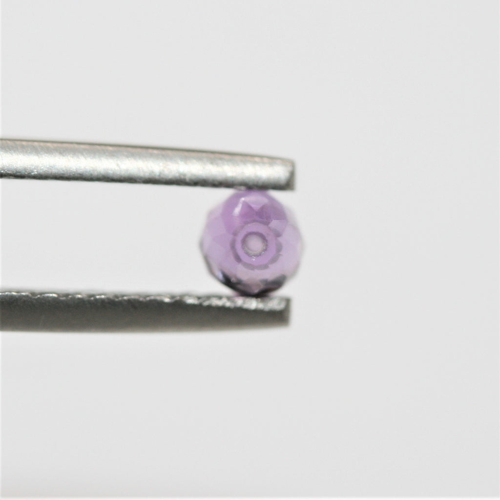 Lote de 10 gotas facetadas de amatista perforadas a la mitad, 5 x 4 mm.