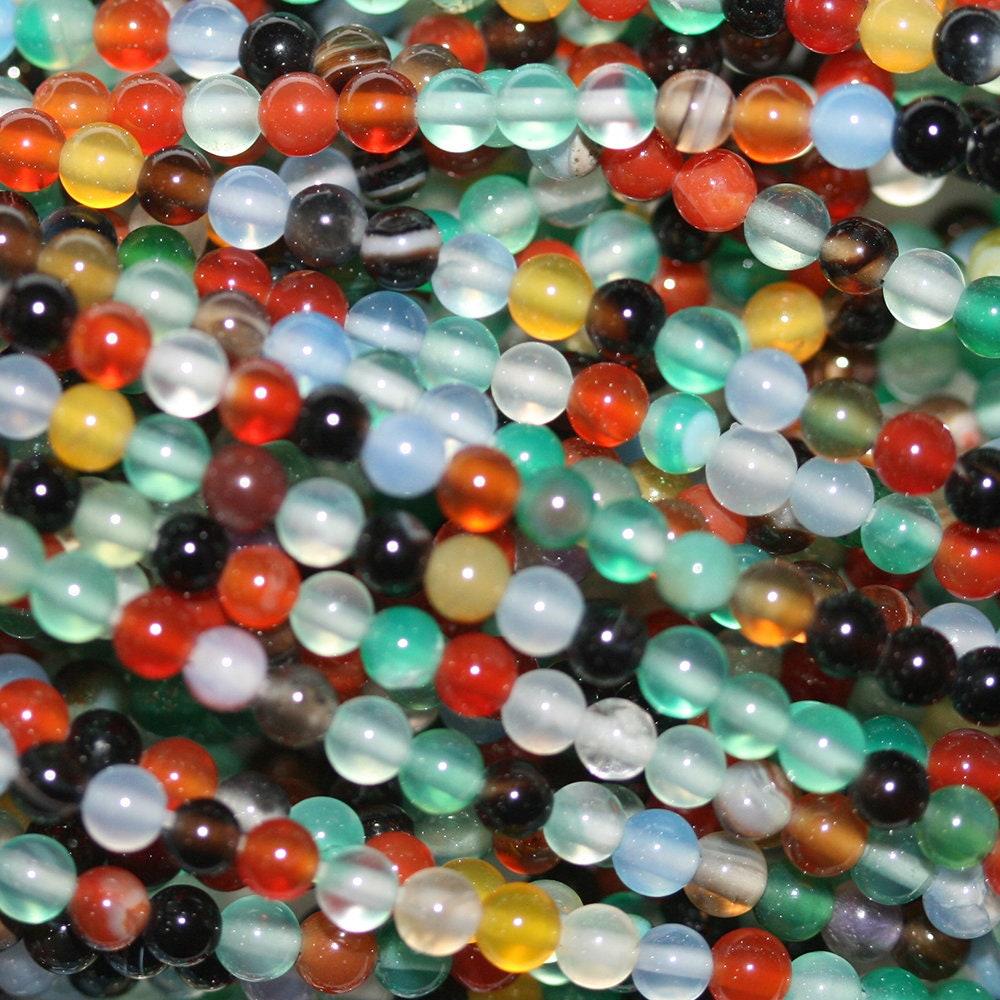 Brin de 15 pouces de perles rondes en agate multicolore de 3 mm