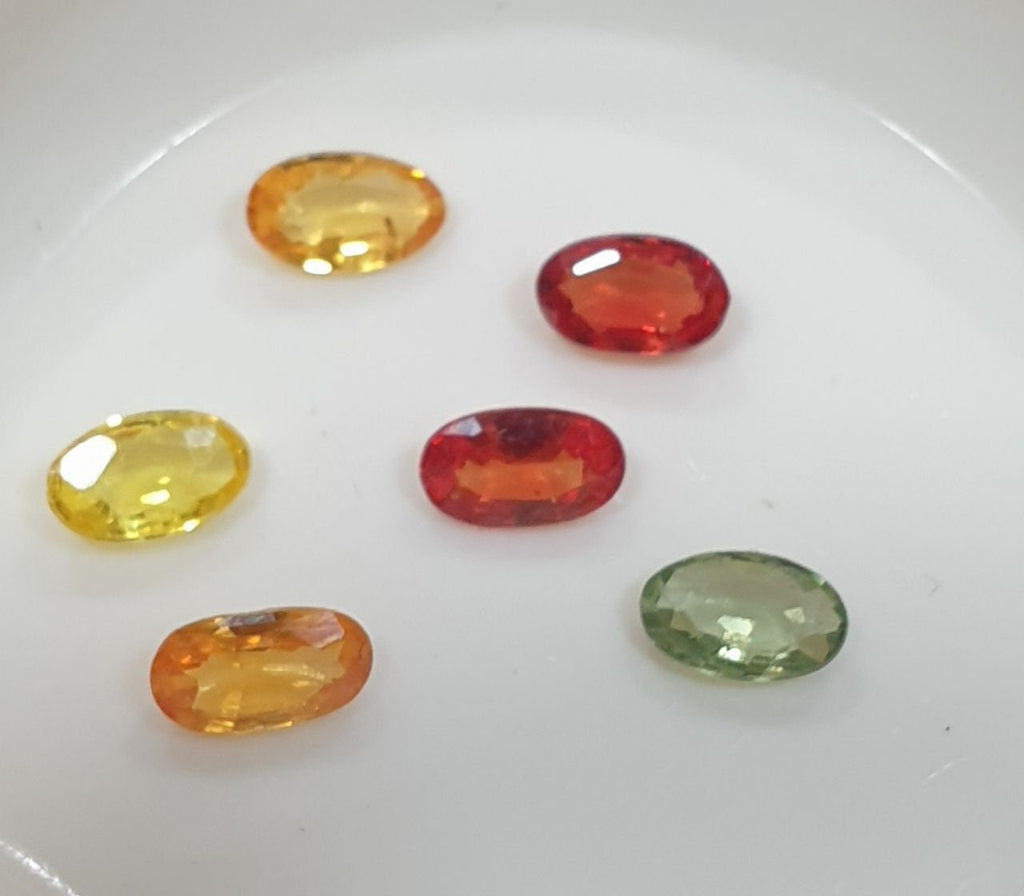 Lote de 6 zafiros multicolores ovalados facetados de 5 x 3 mm. - Paquetes de piedras preciosas - Piedras sueltas al por mayor - Gemas naturales