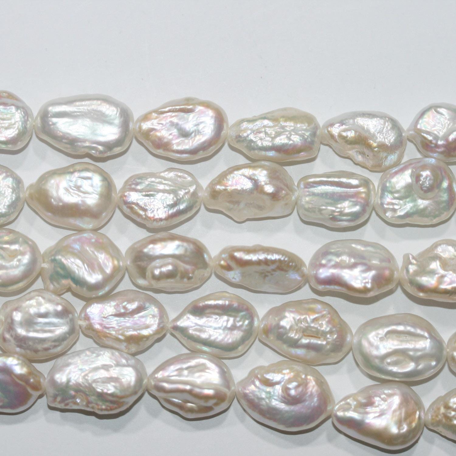 Perles baroques d'eau douce St 16" (15 x 10 mm), fil de 40 cm. - Article 14772 - Perles naturelles - Prix de gros