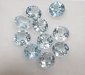 Lote de 10 topacios azul cielo facetados de corte brillante redondo de 4 mm. Gemas naturales a precios de mayorista.