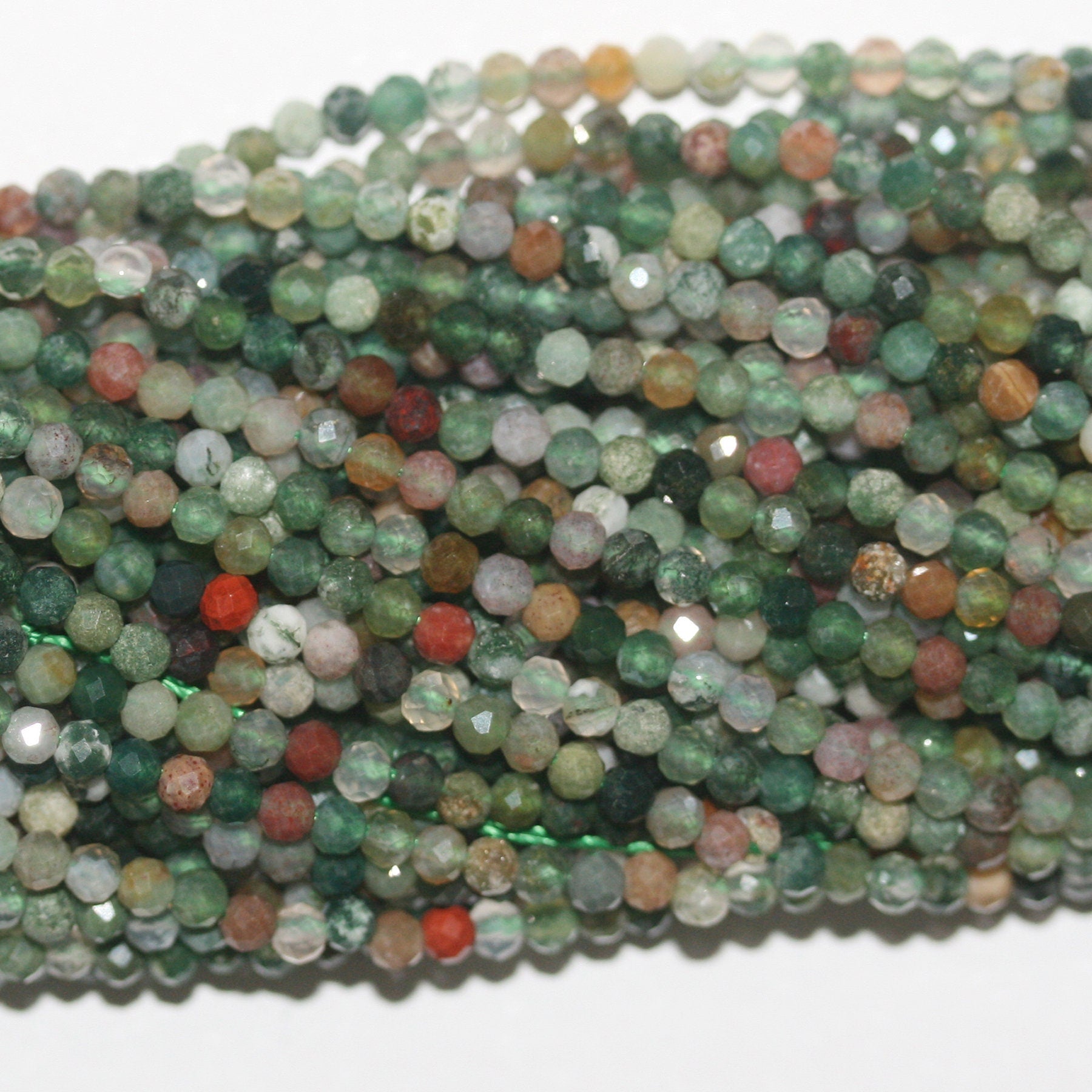 15" Perles rondes à facettes en agate indienne St 3 mm.-Rig 39 cm.