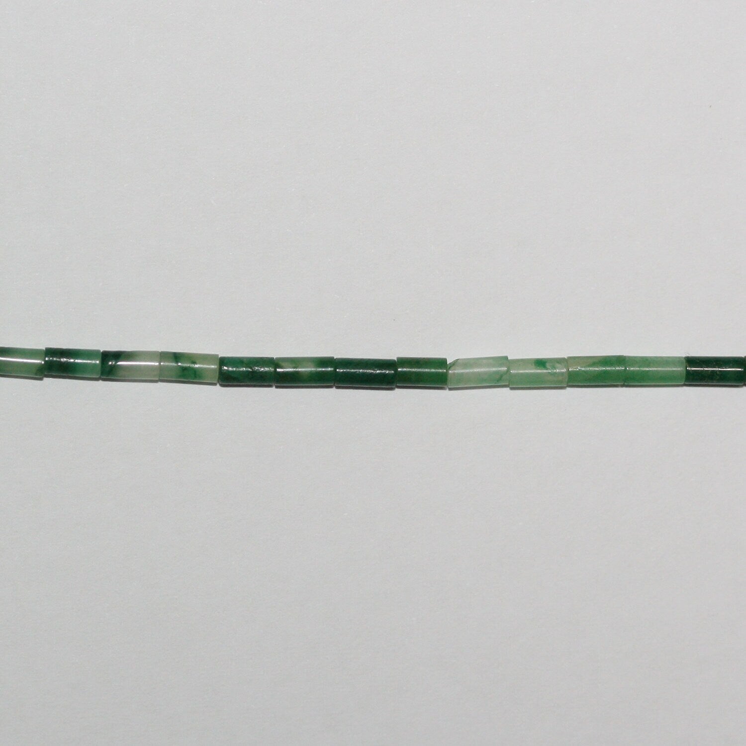 15" St Green Grenat Smooth Tube Beads 5x2mm.- Strand 39cm.