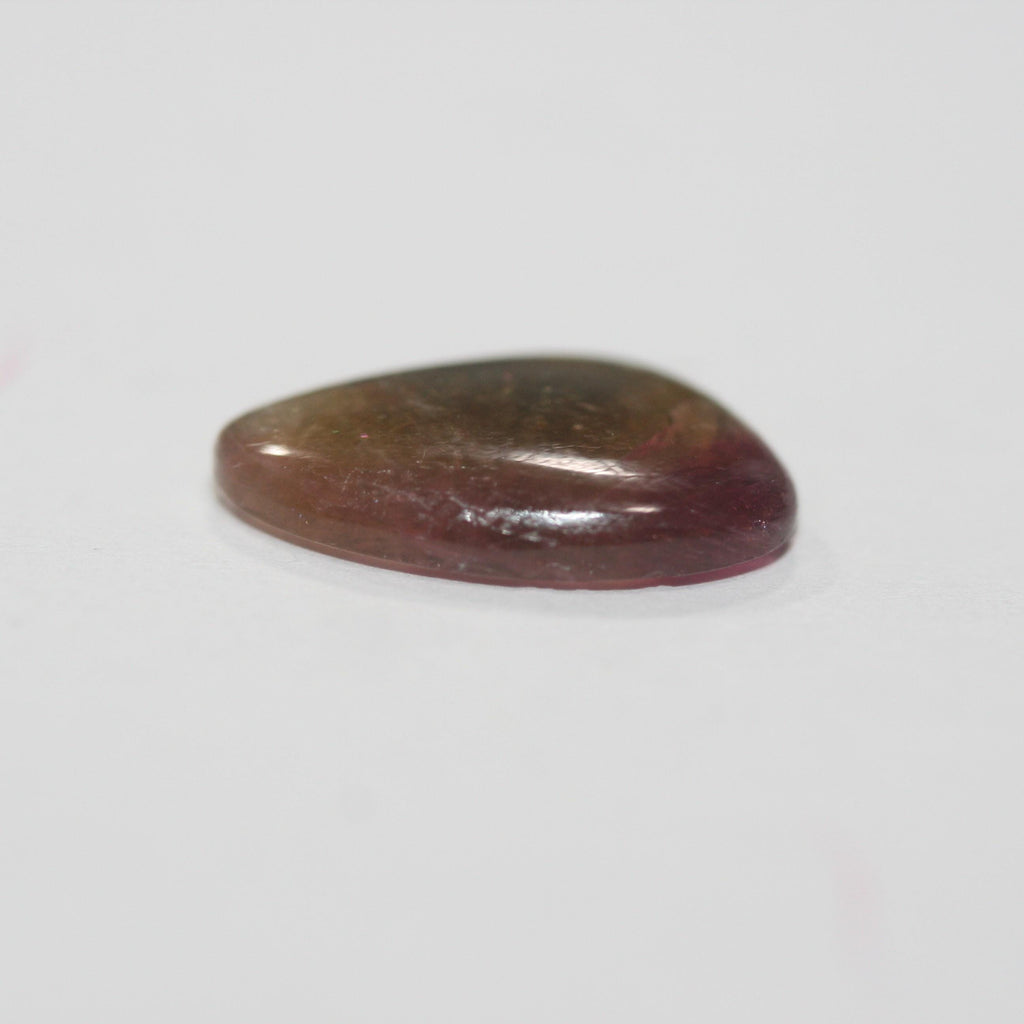 Watermelon Turmaline Oval Irregular Flat Cabochon 16.5x10.5mm.(5.36ct.)