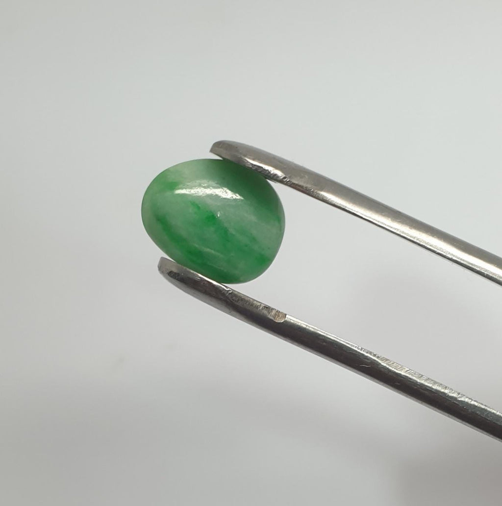 Jadeite Smooth Oval Cabochon 12x9.5mm. (4.22ct.)