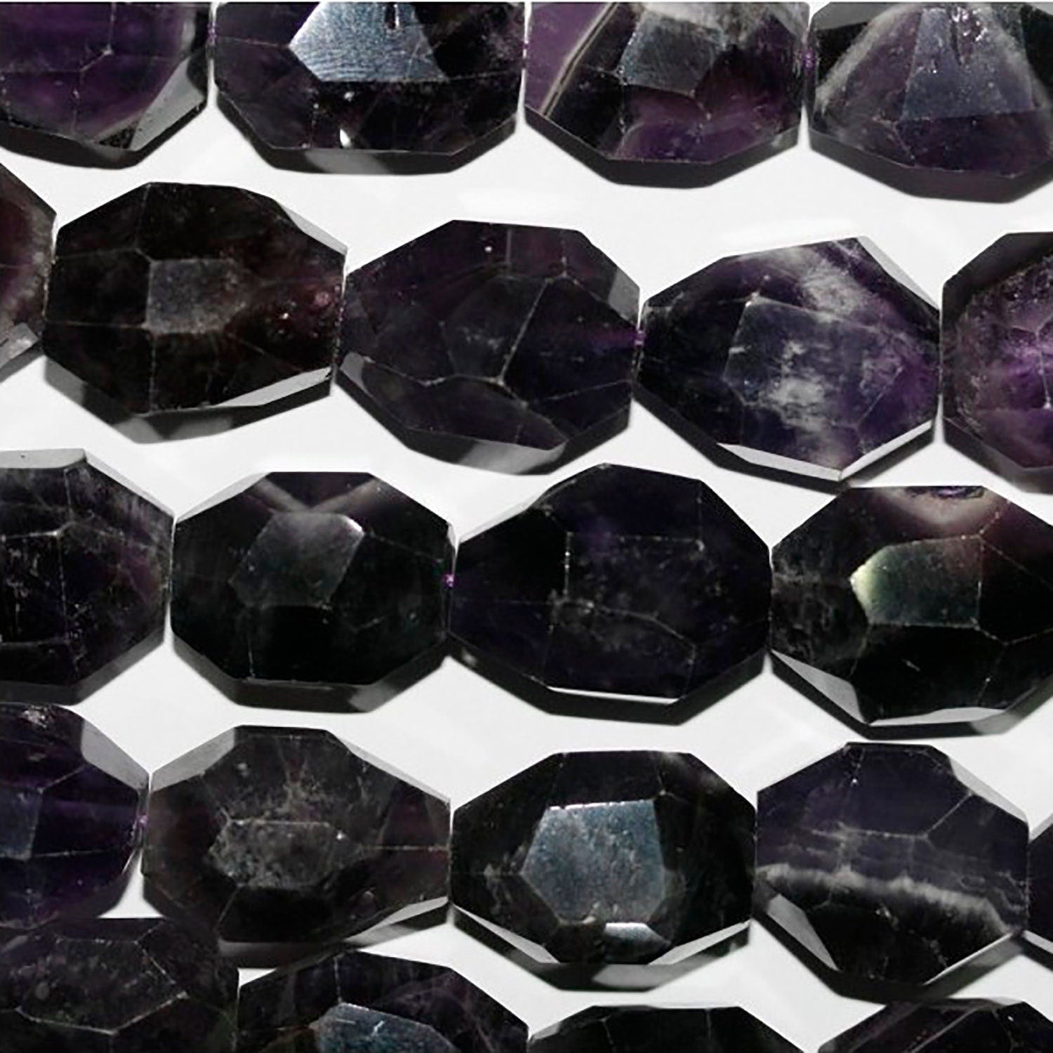 Cuentas de pepitas facetadas de amatista de 40 cm (16"), 24 x 18 mm (aprox. - Hilo de 40 cm)